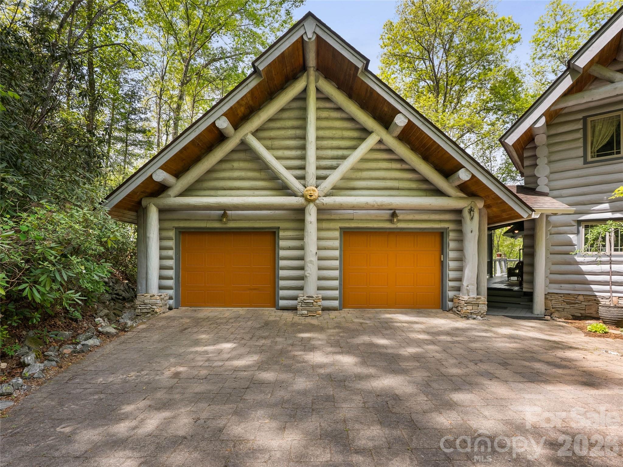 4004 Lake Adger Parkway — Mill Spring
