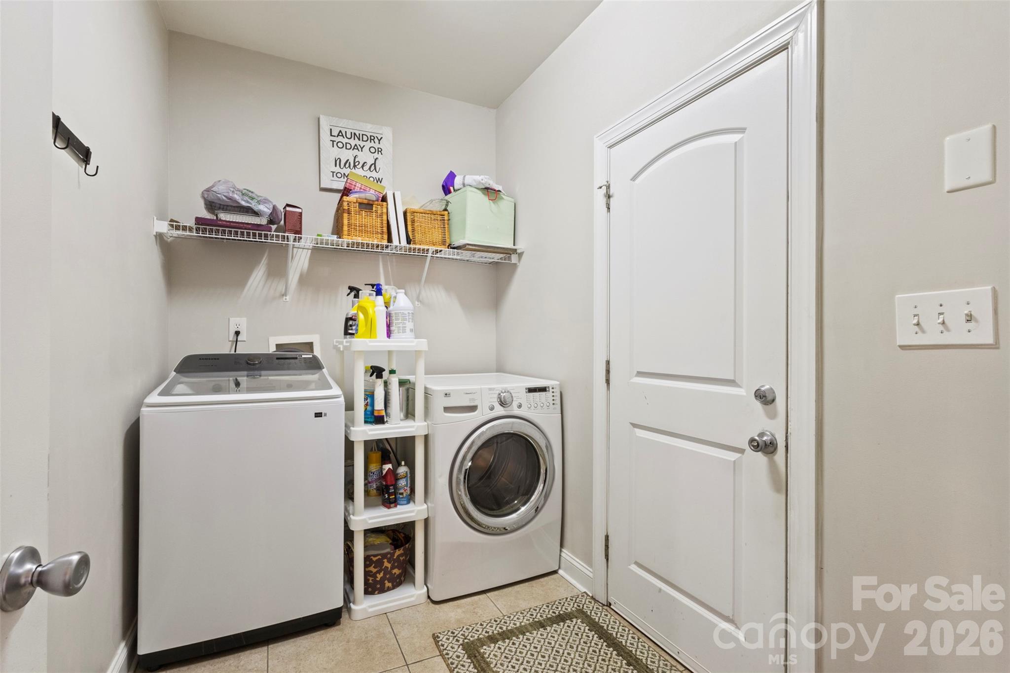 7355 Drury Lane — Denver