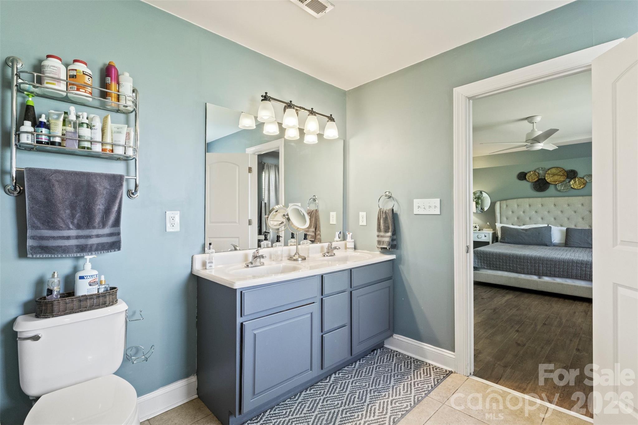 7355 Drury Lane — Denver