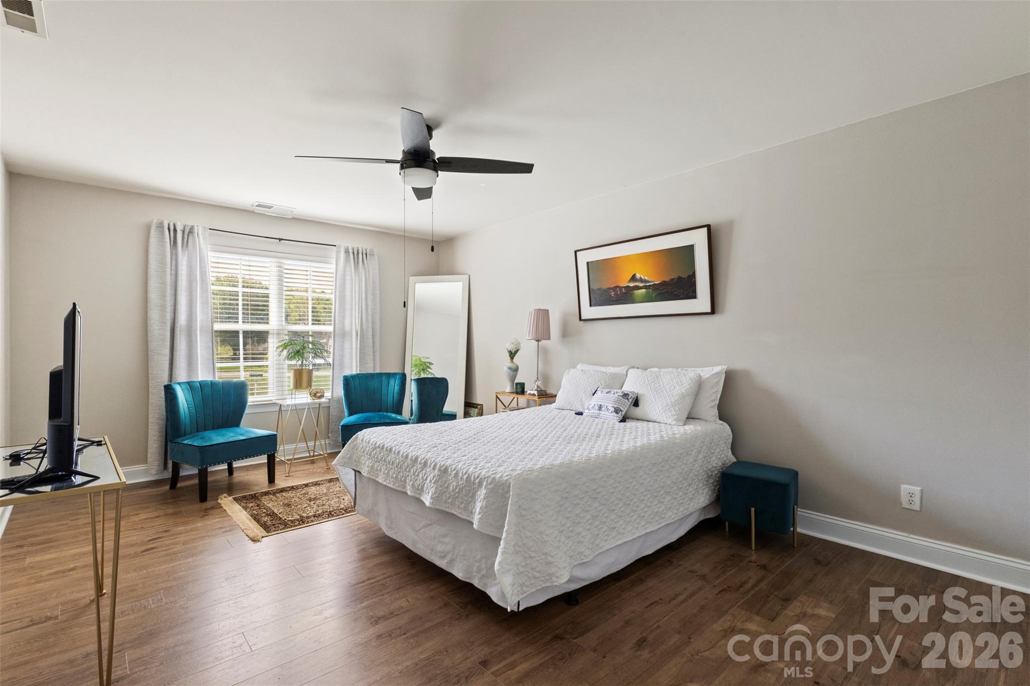 7355 Drury Lane — Denver