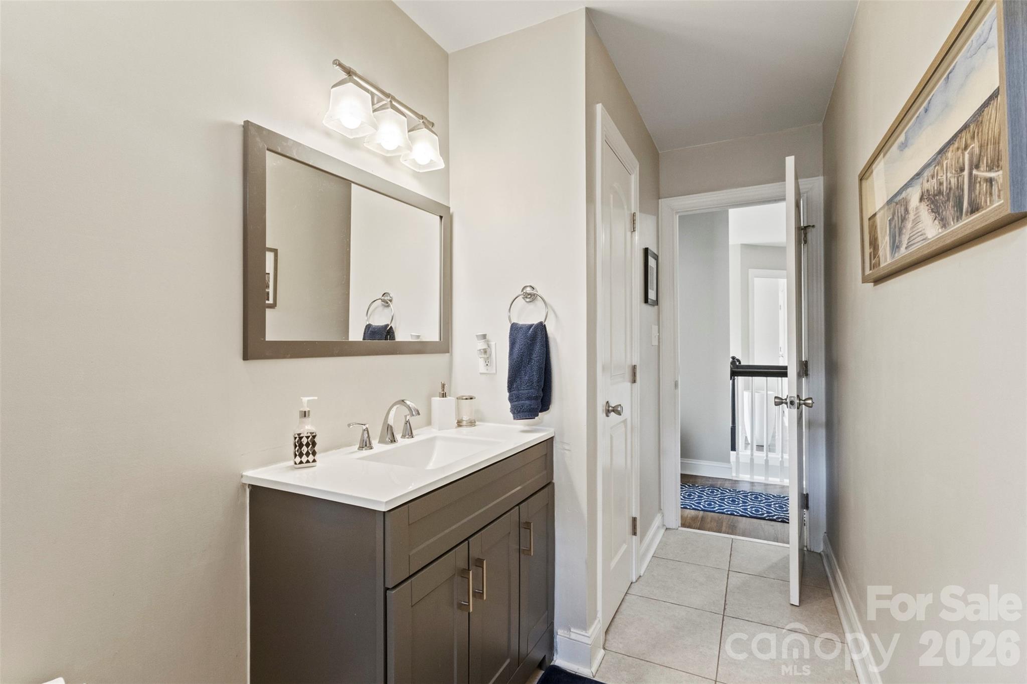 7355 Drury Lane — Denver