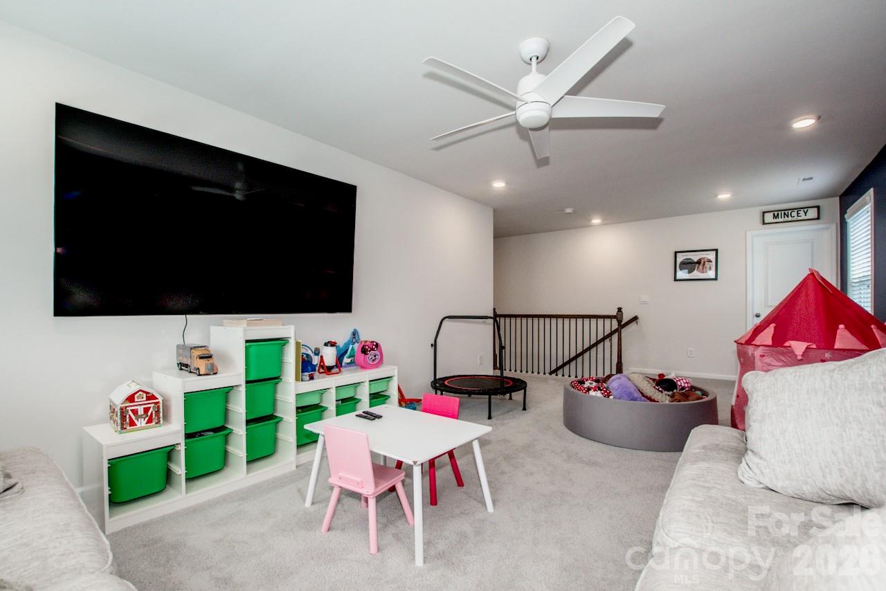 167 Rhuidean Court — Troutman