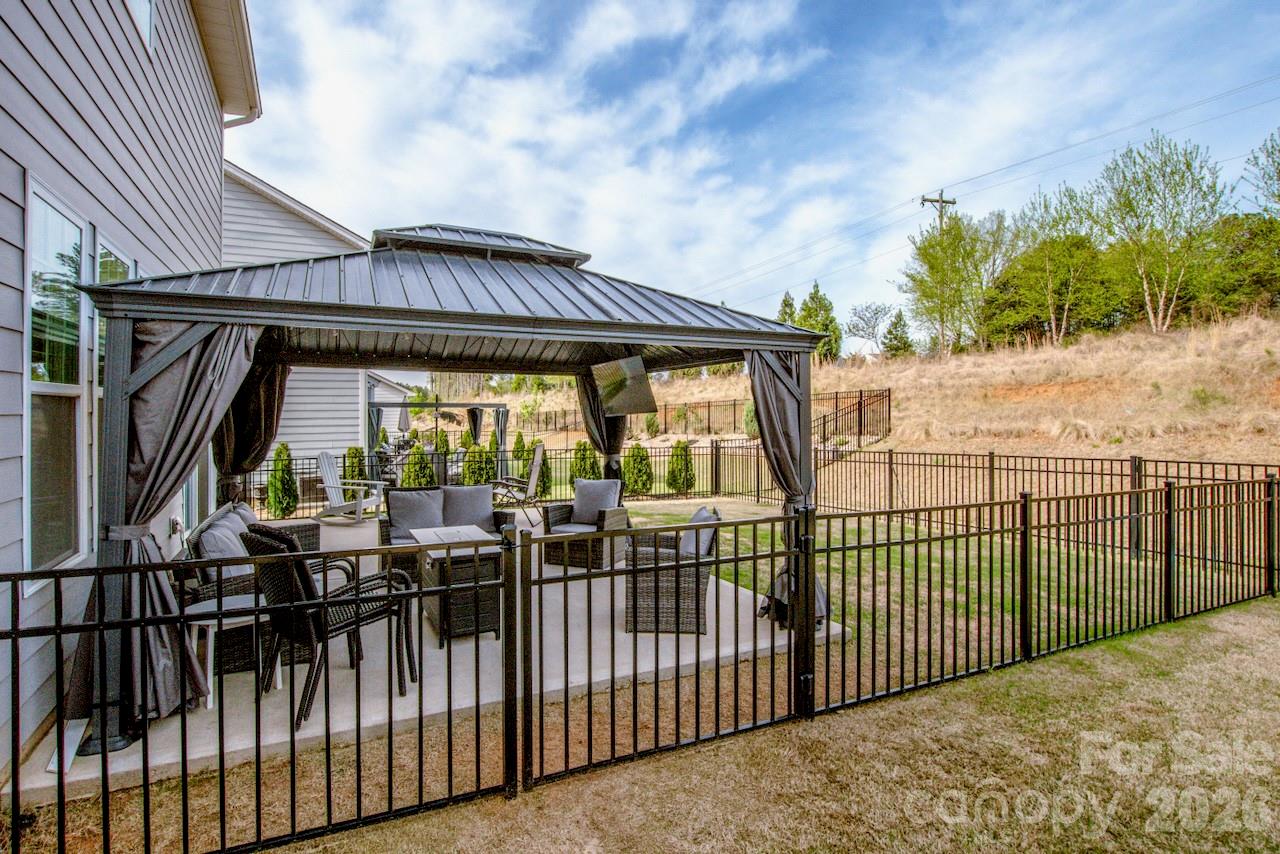 167 Rhuidean Court — Troutman