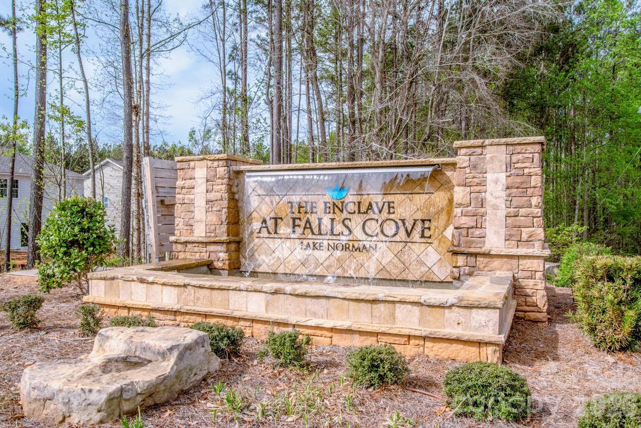 167 Rhuidean Court — Troutman