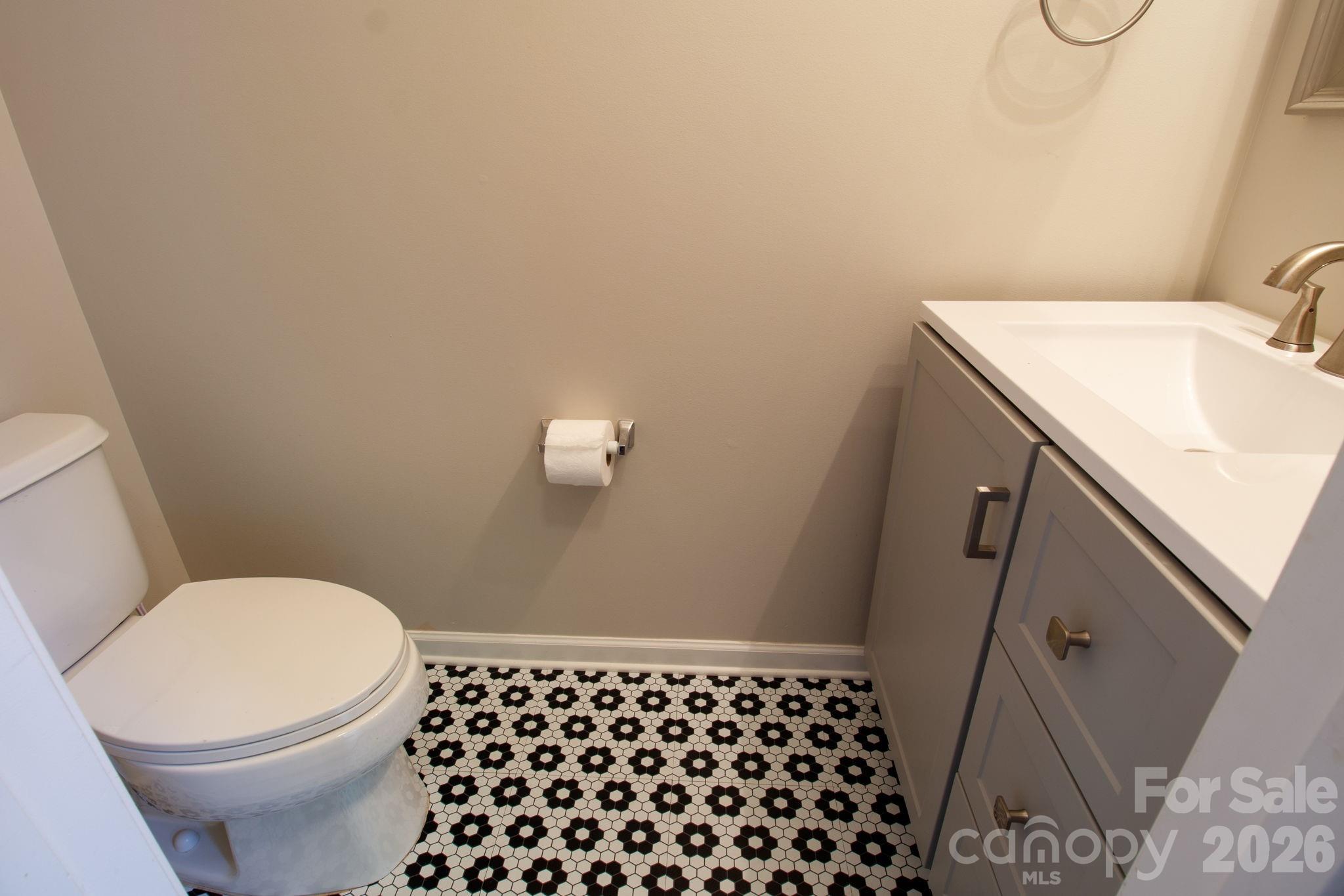 407 Delta Drive — Fort Mill