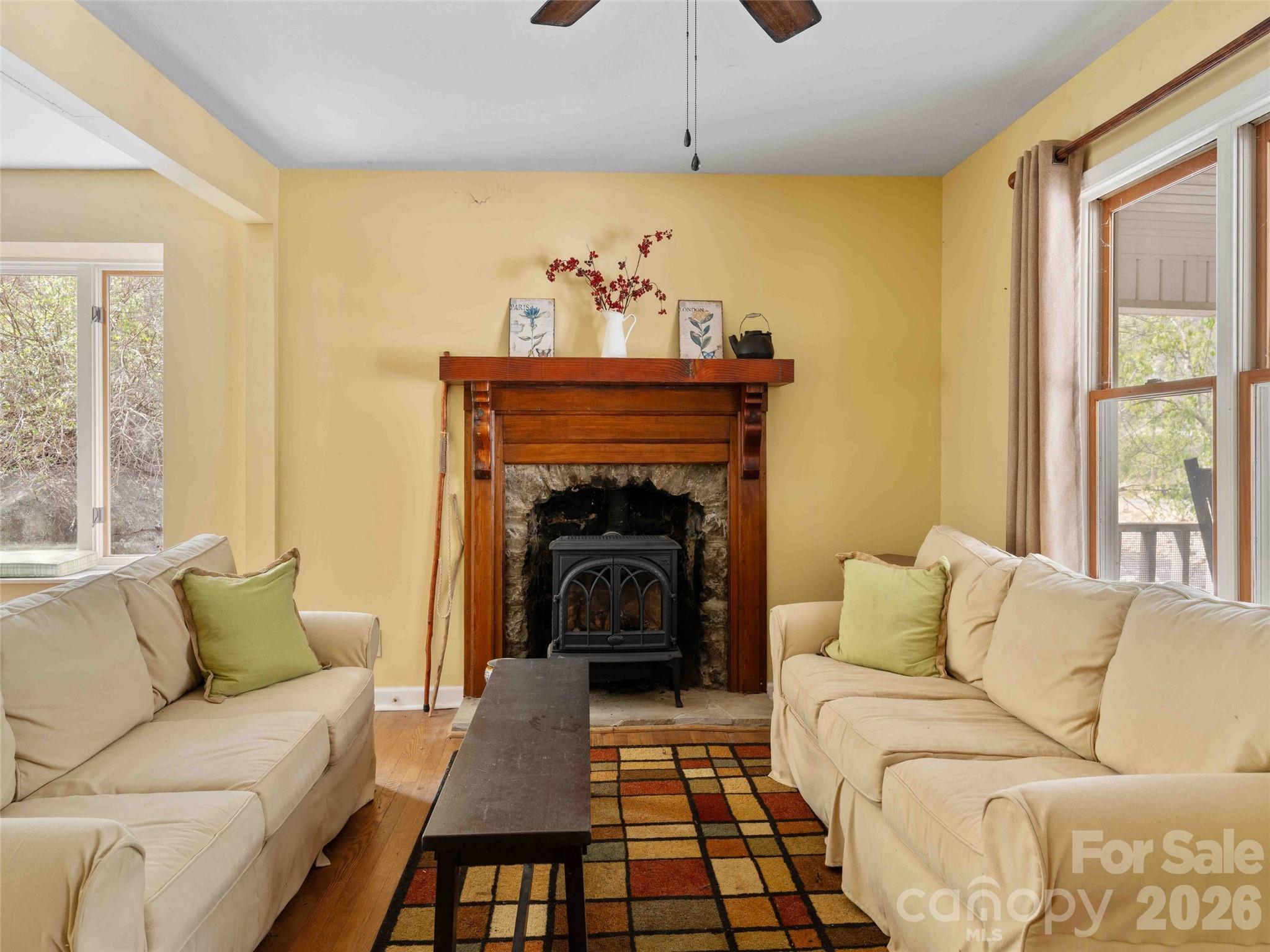306 Southside Drive — Chimney Rock