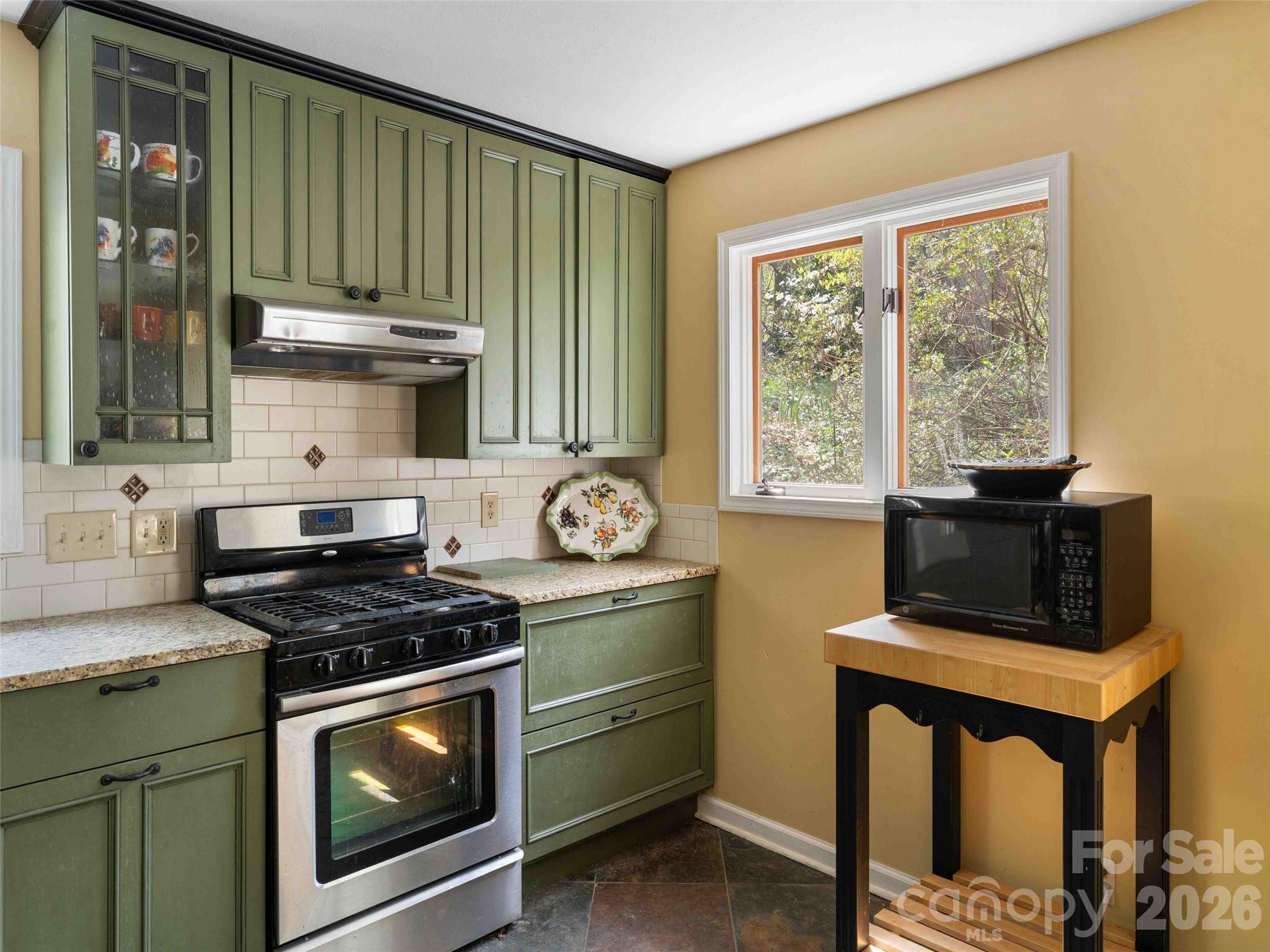 306 Southside Drive — Chimney Rock