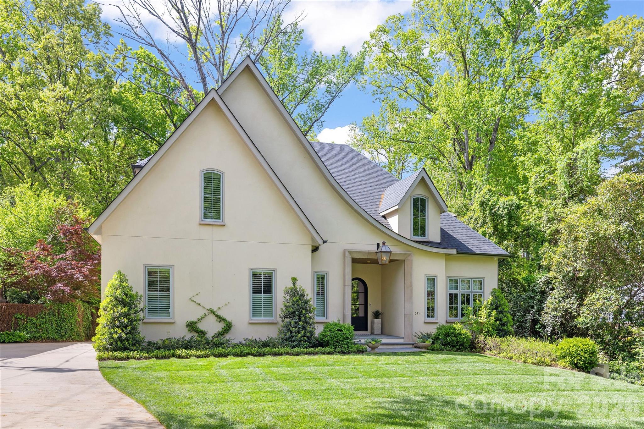 254 Huntley Place — Charlotte