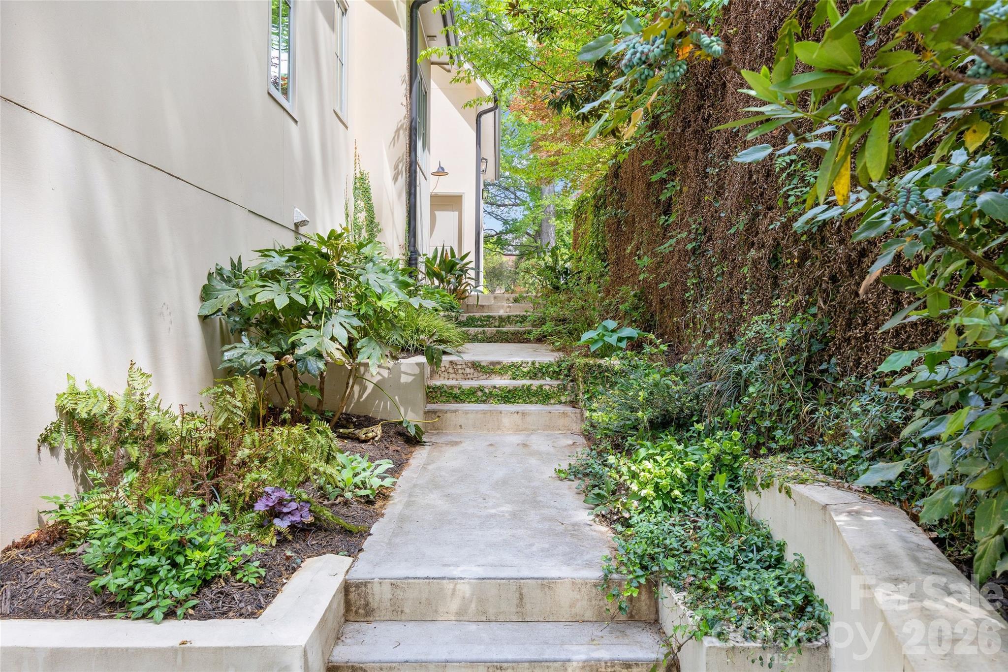 254 Huntley Place — Charlotte