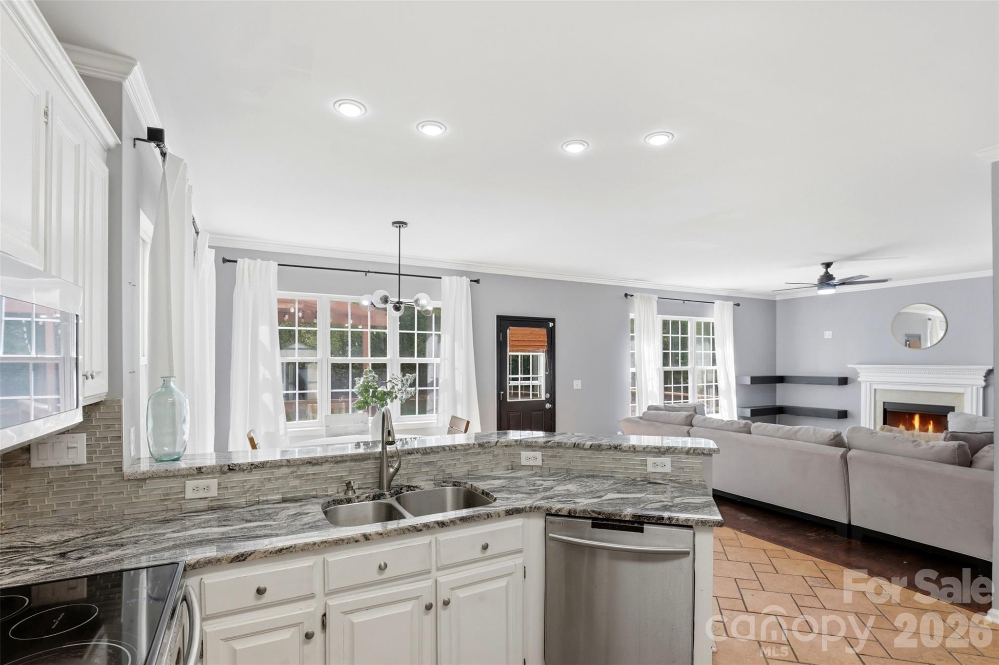 12101 Carolina Oak Circle — Charlotte