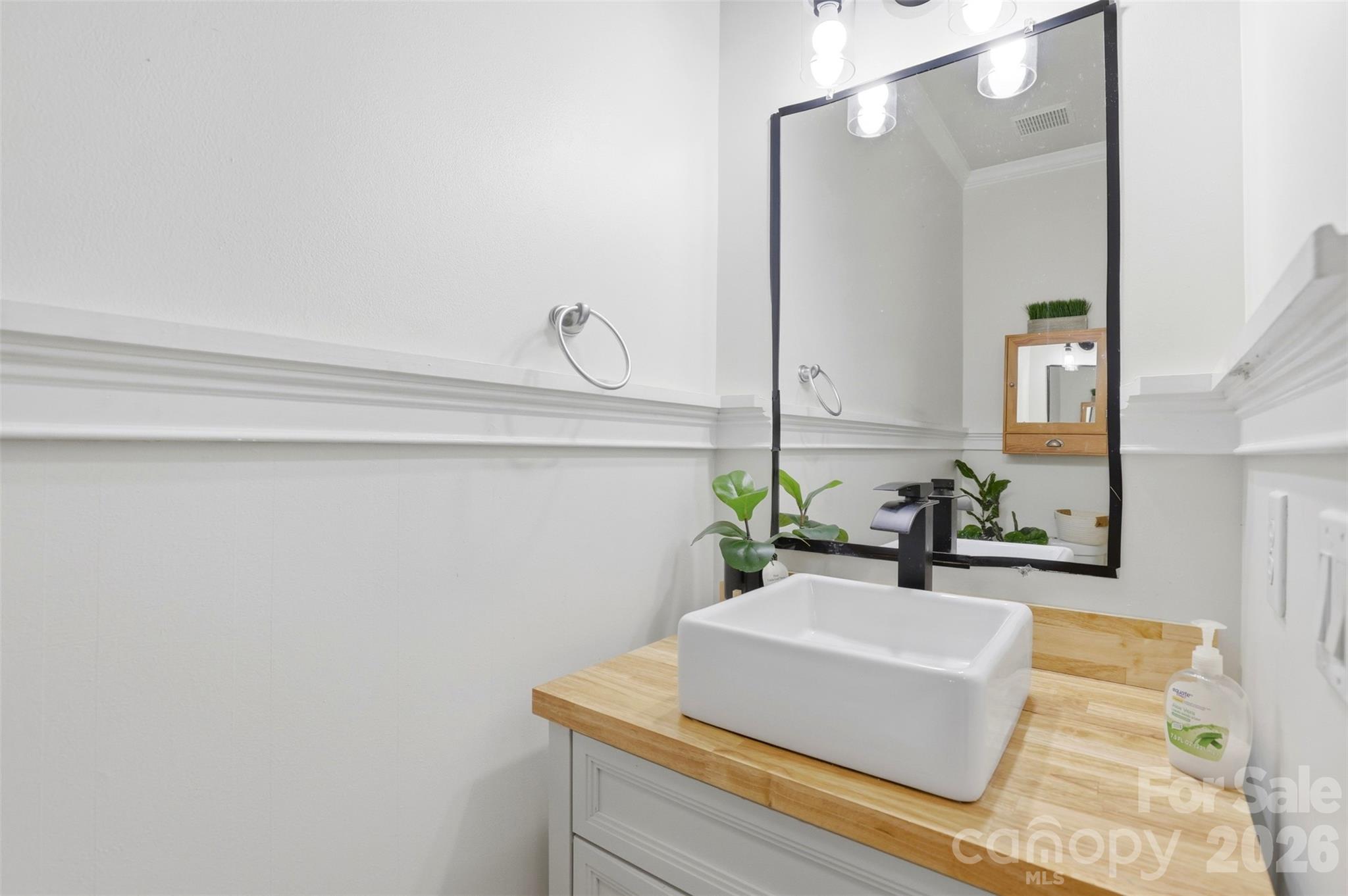 12101 Carolina Oak Circle — Charlotte