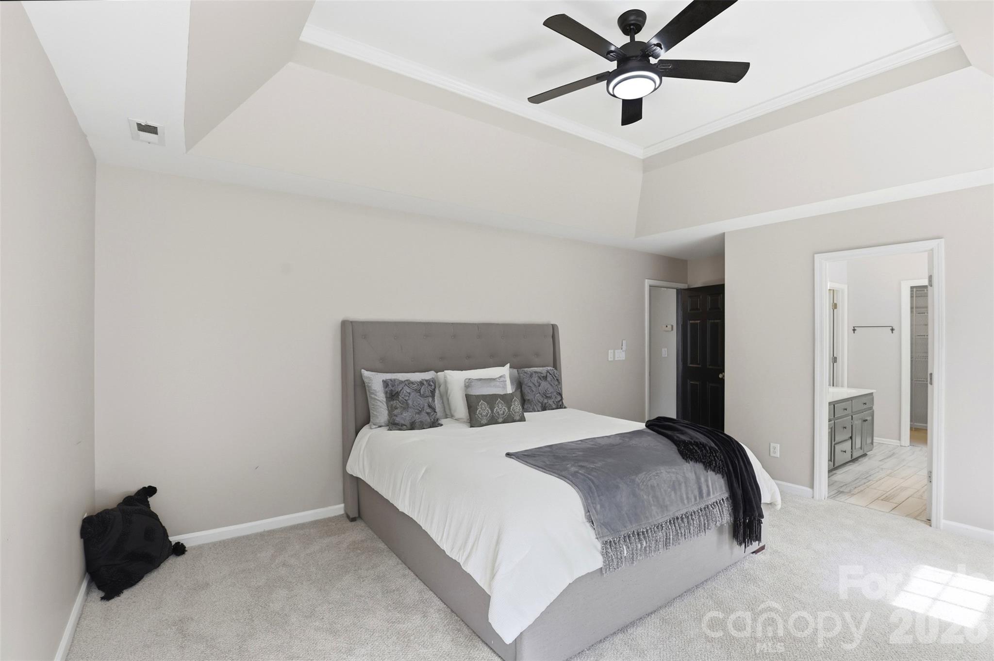 12101 Carolina Oak Circle — Charlotte