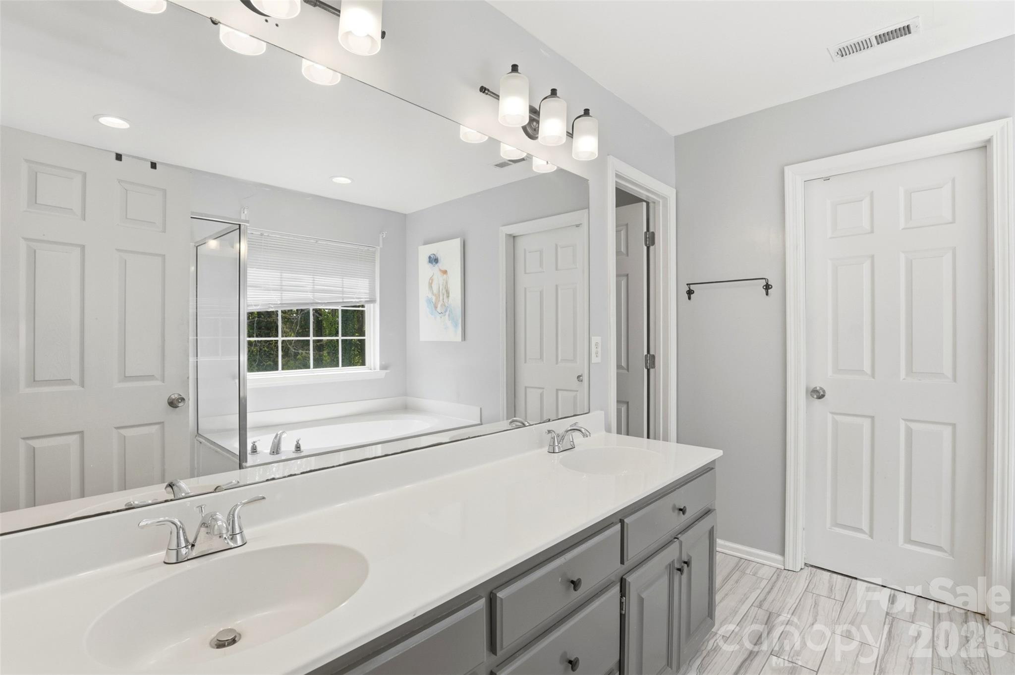 12101 Carolina Oak Circle — Charlotte