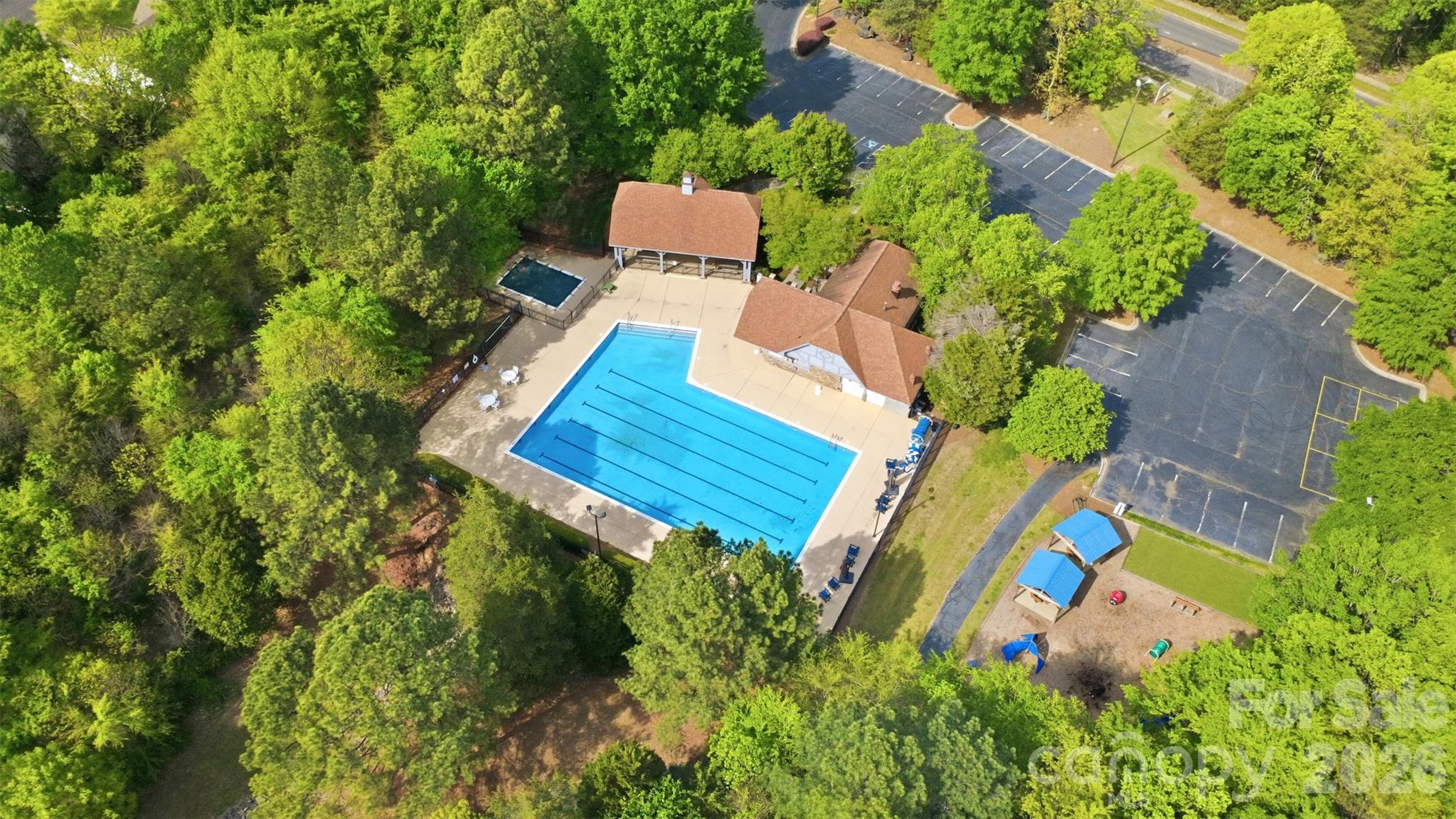 12101 Carolina Oak Circle — Charlotte