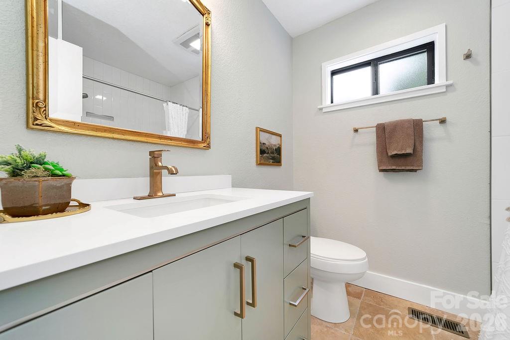 216 Tinequa Drive — Brevard