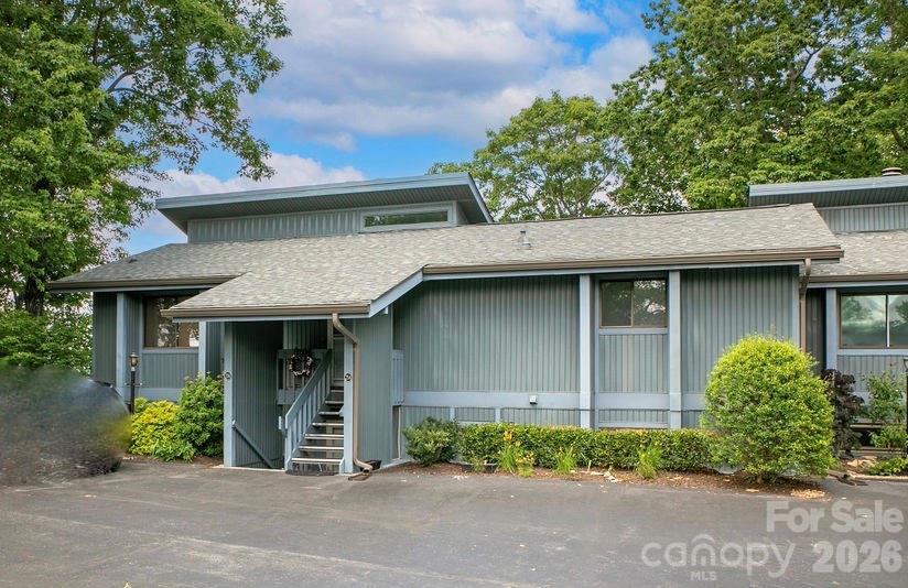 216 Tinequa Drive — Brevard