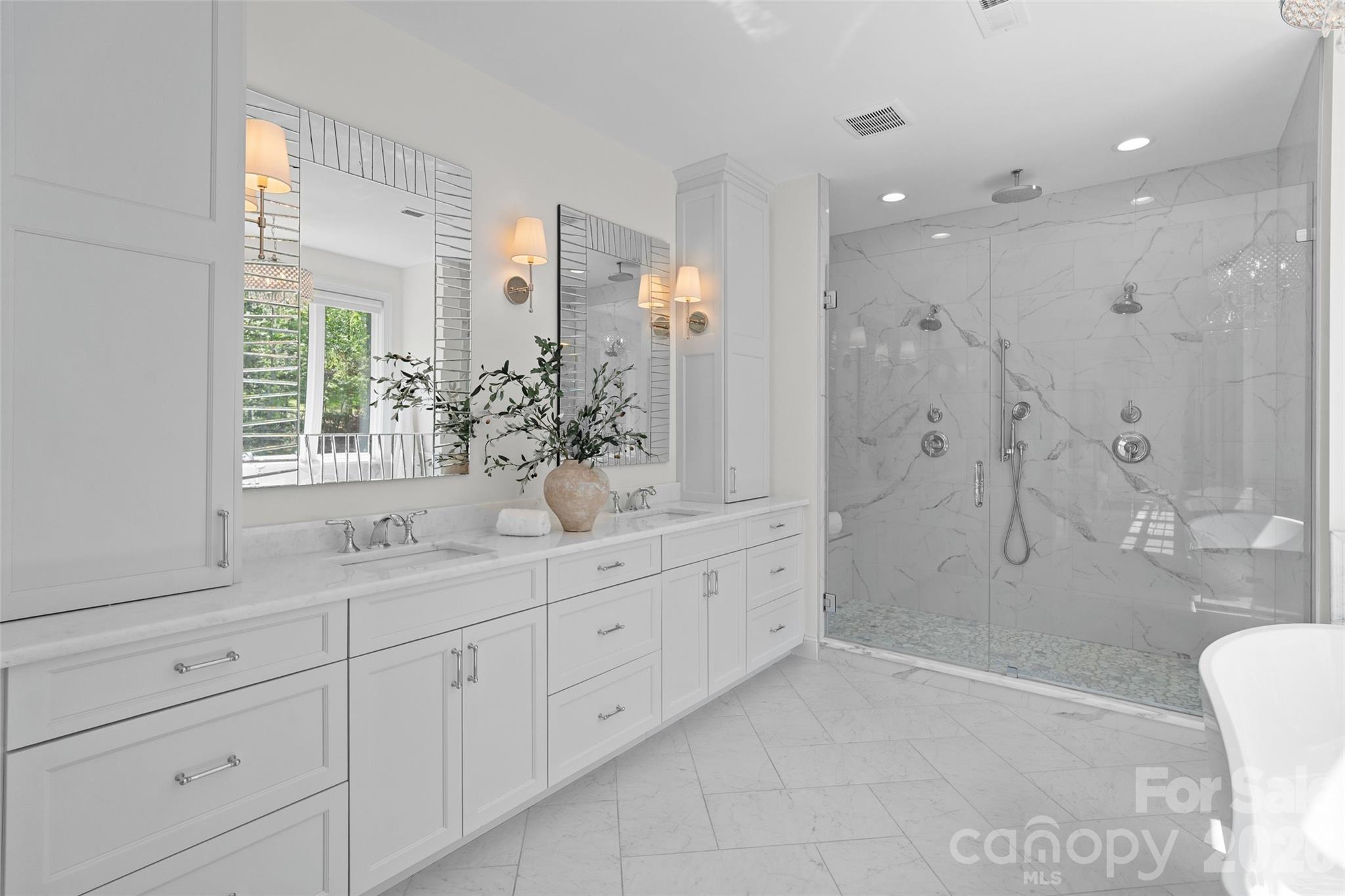 7021 Stirrup Court — Weddington
