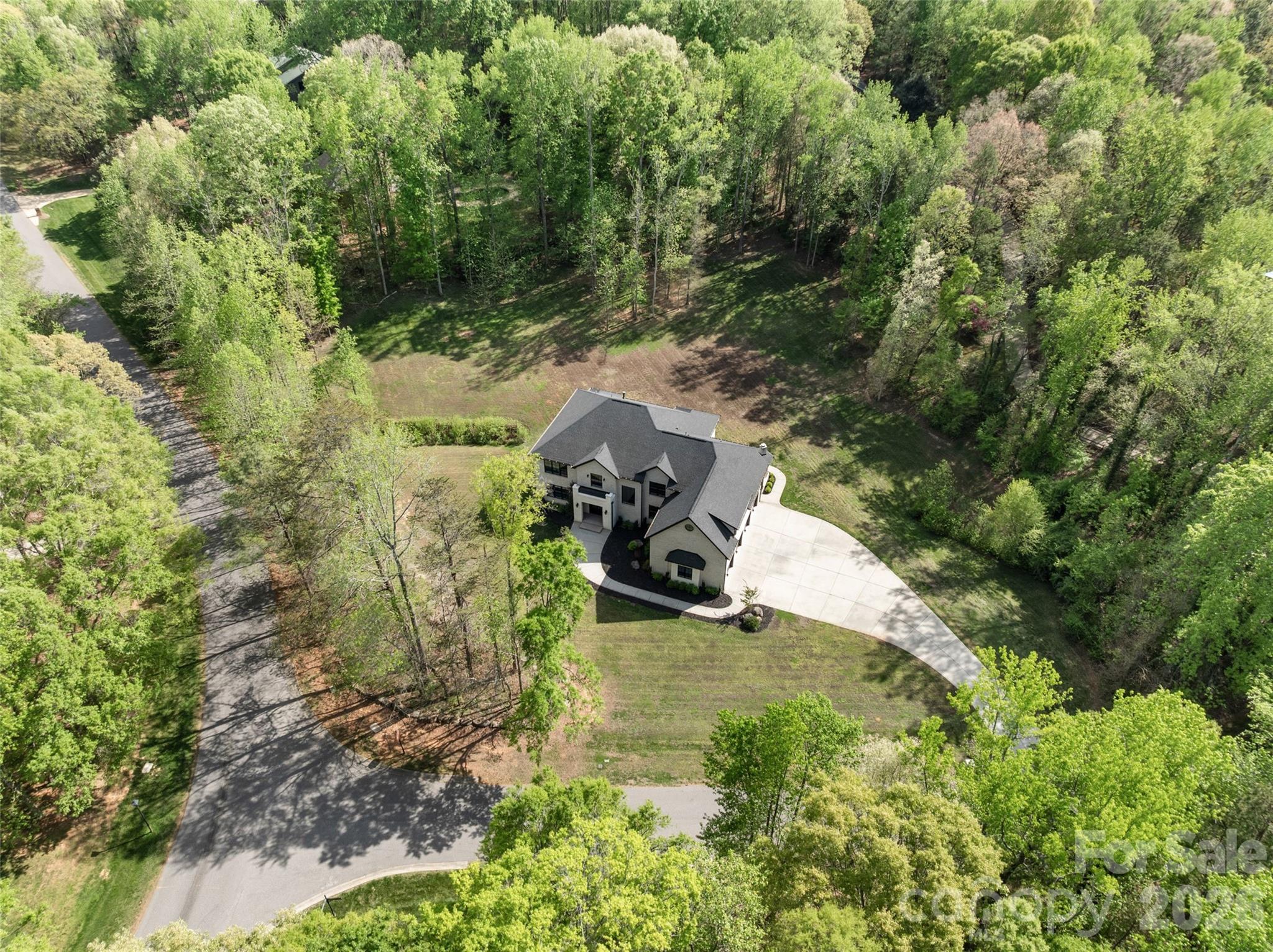 7021 Stirrup Court — Weddington