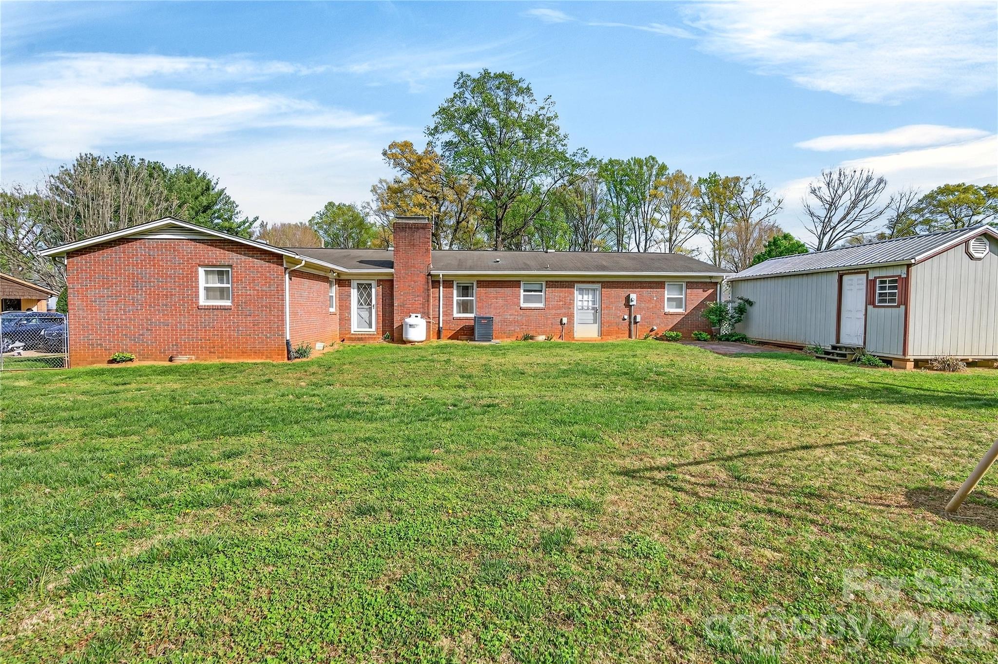 821 Woods Drive — Statesville