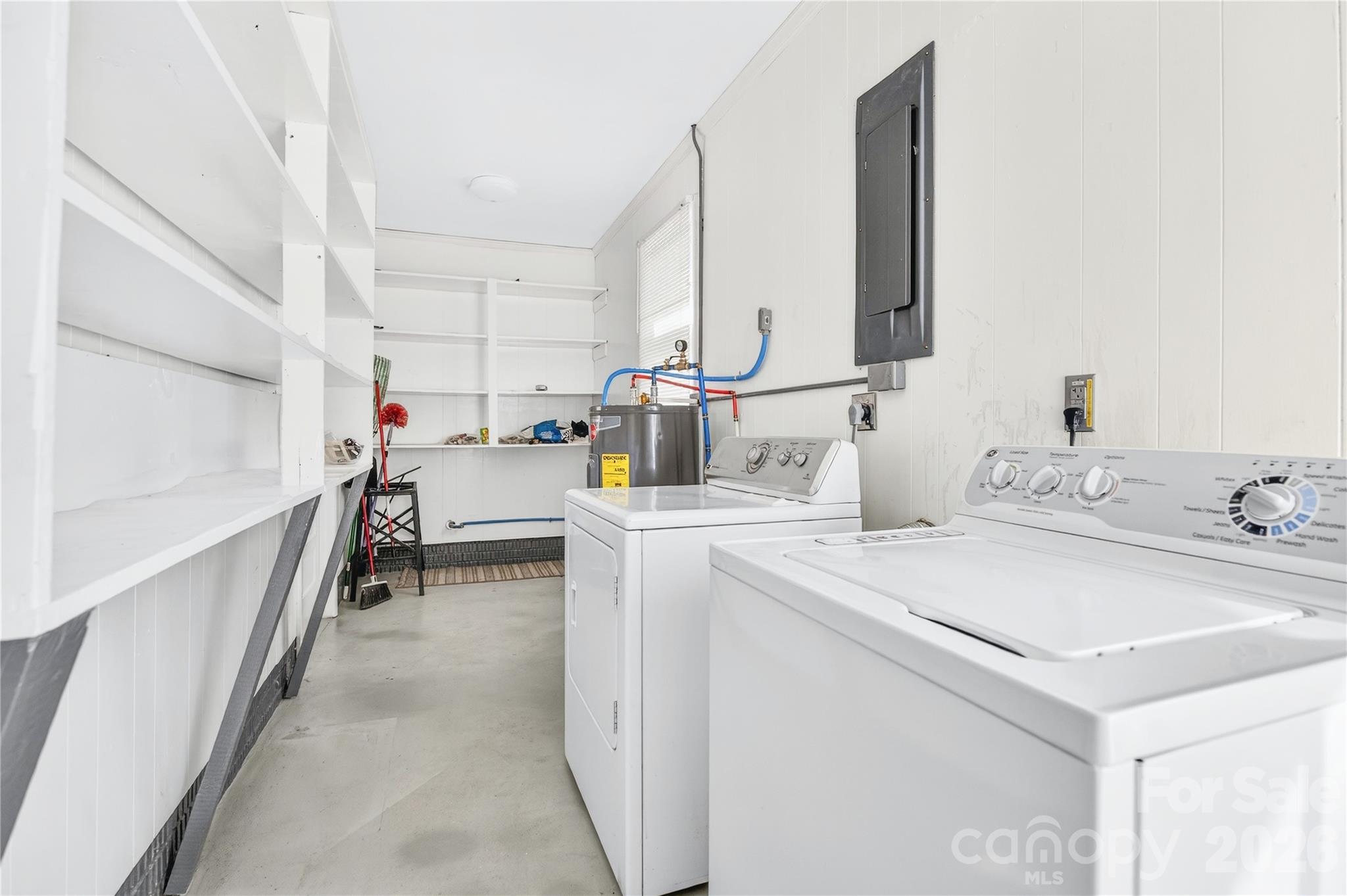 821 Woods Drive — Statesville
