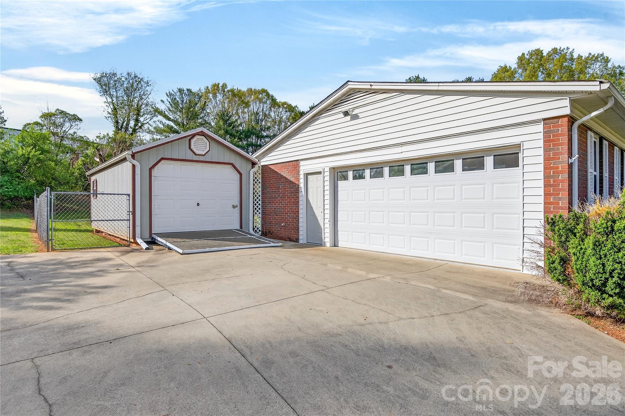 821 Woods Drive — Statesville