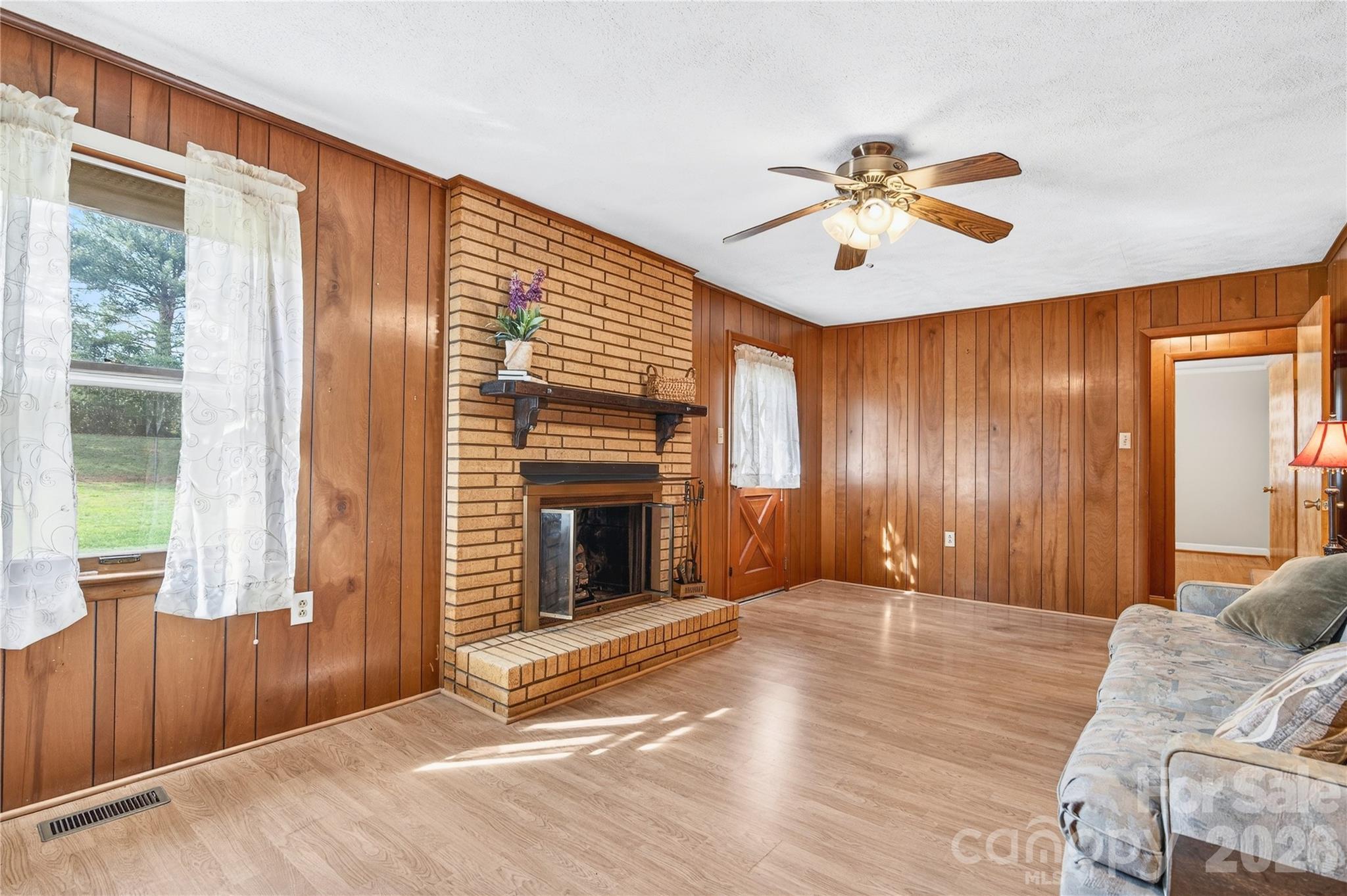 821 Woods Drive — Statesville