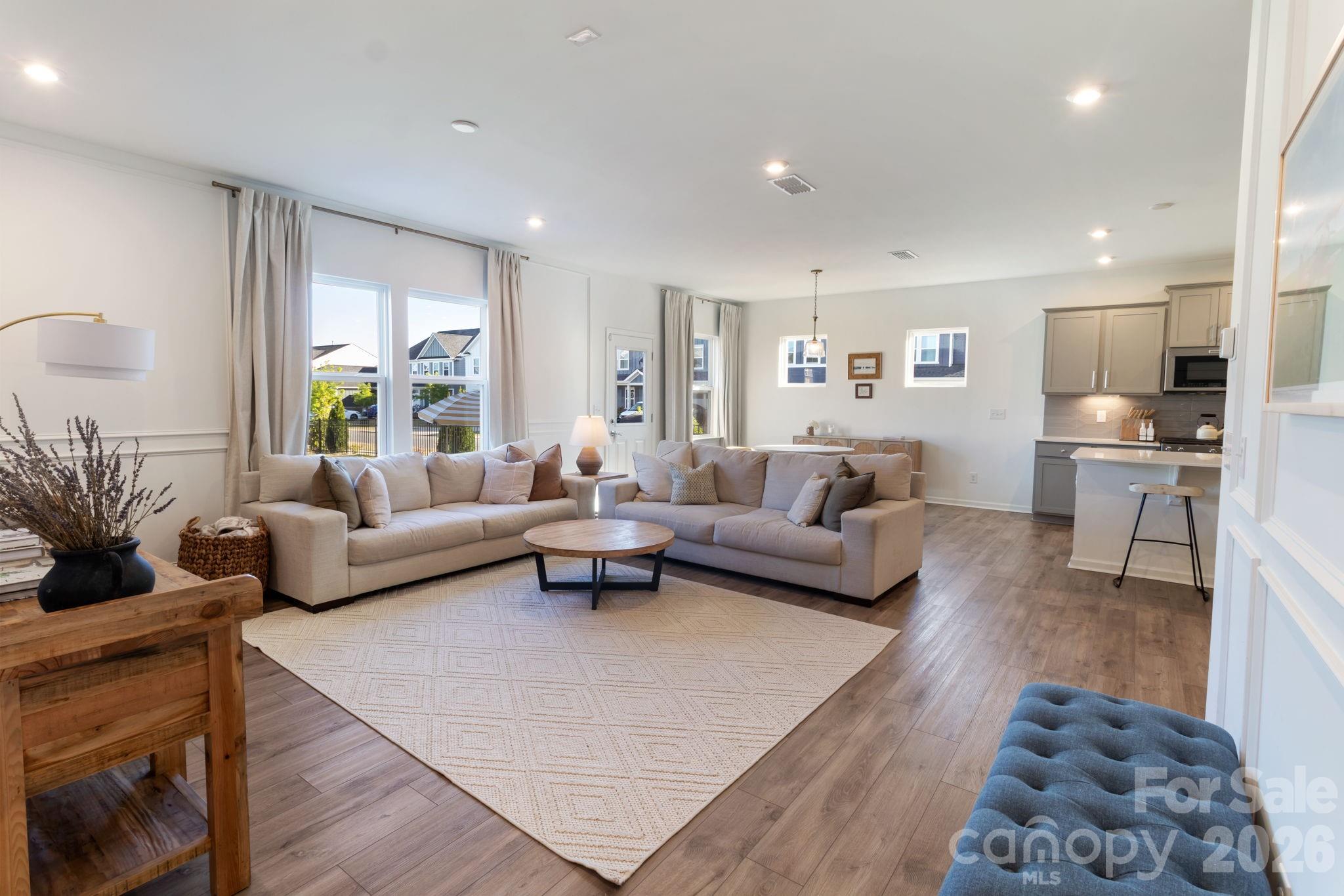 11104 Godwit Lane — Charlotte