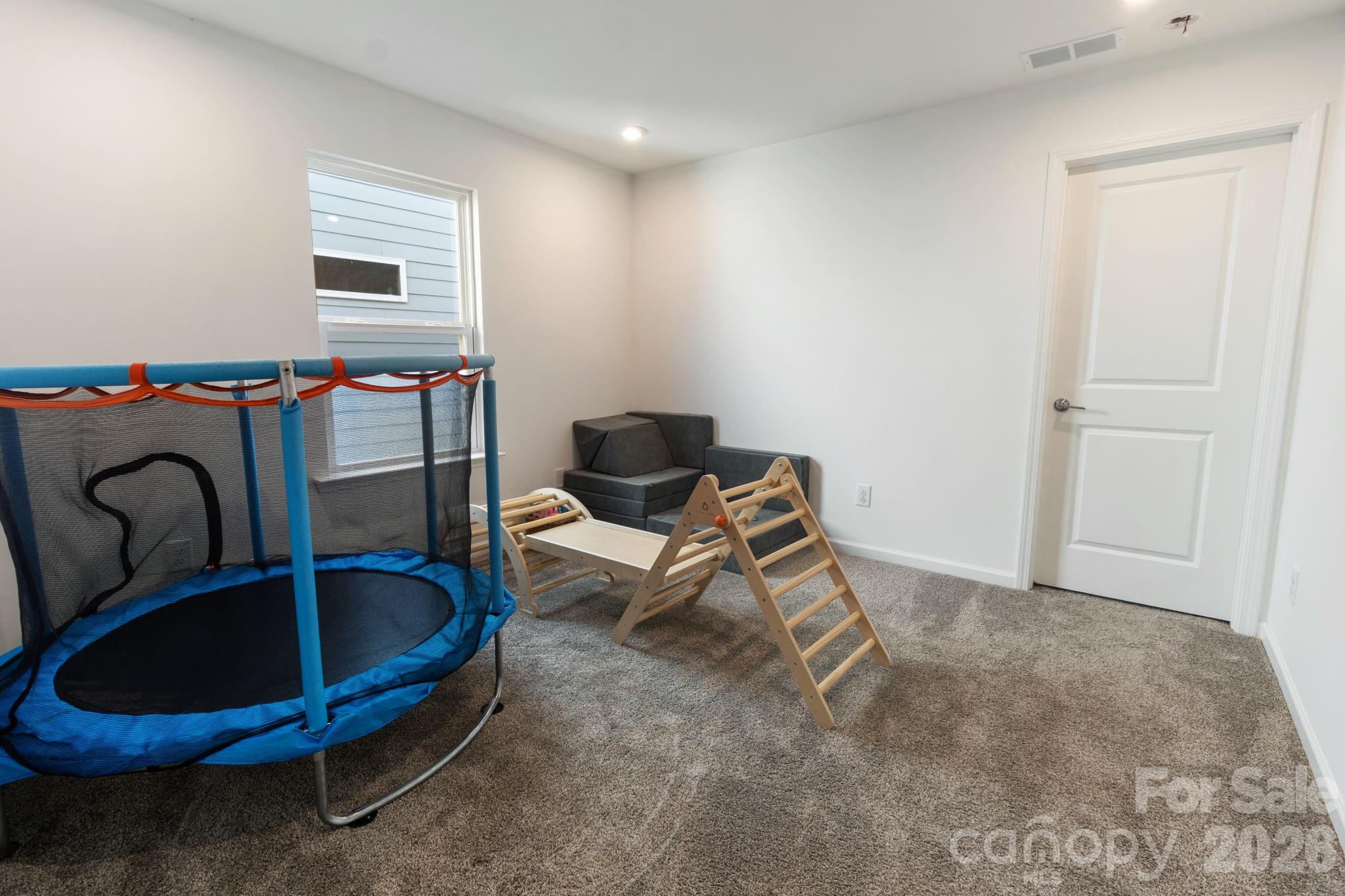 11104 Godwit Lane — Charlotte