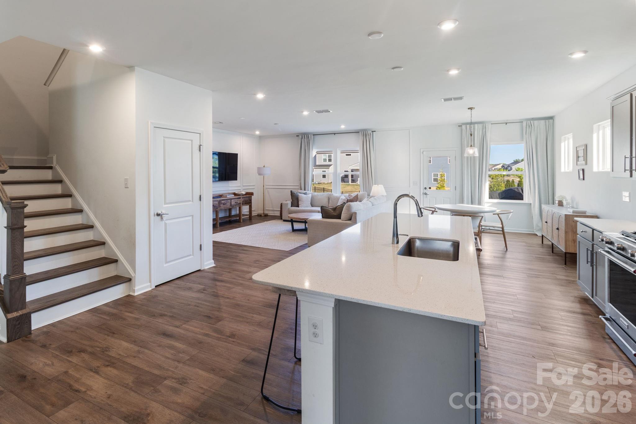 11104 Godwit Lane — Charlotte