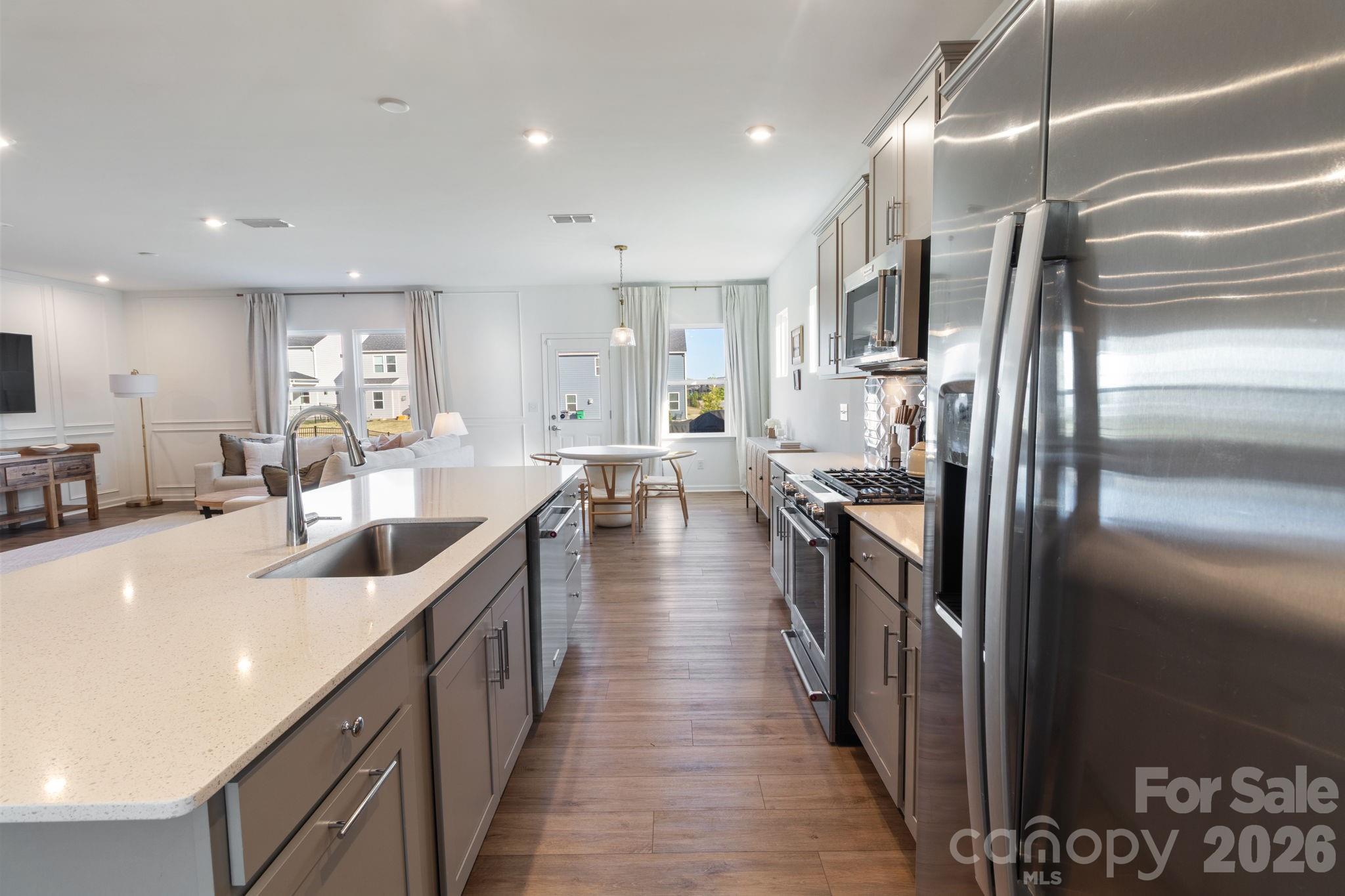 11104 Godwit Lane — Charlotte