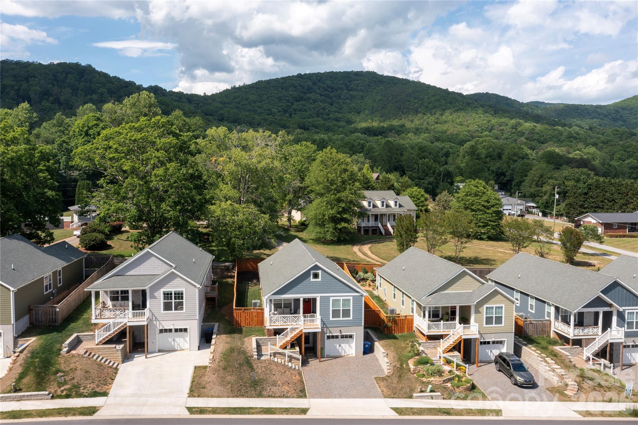 1108 Blueview Drive — Black Mountain