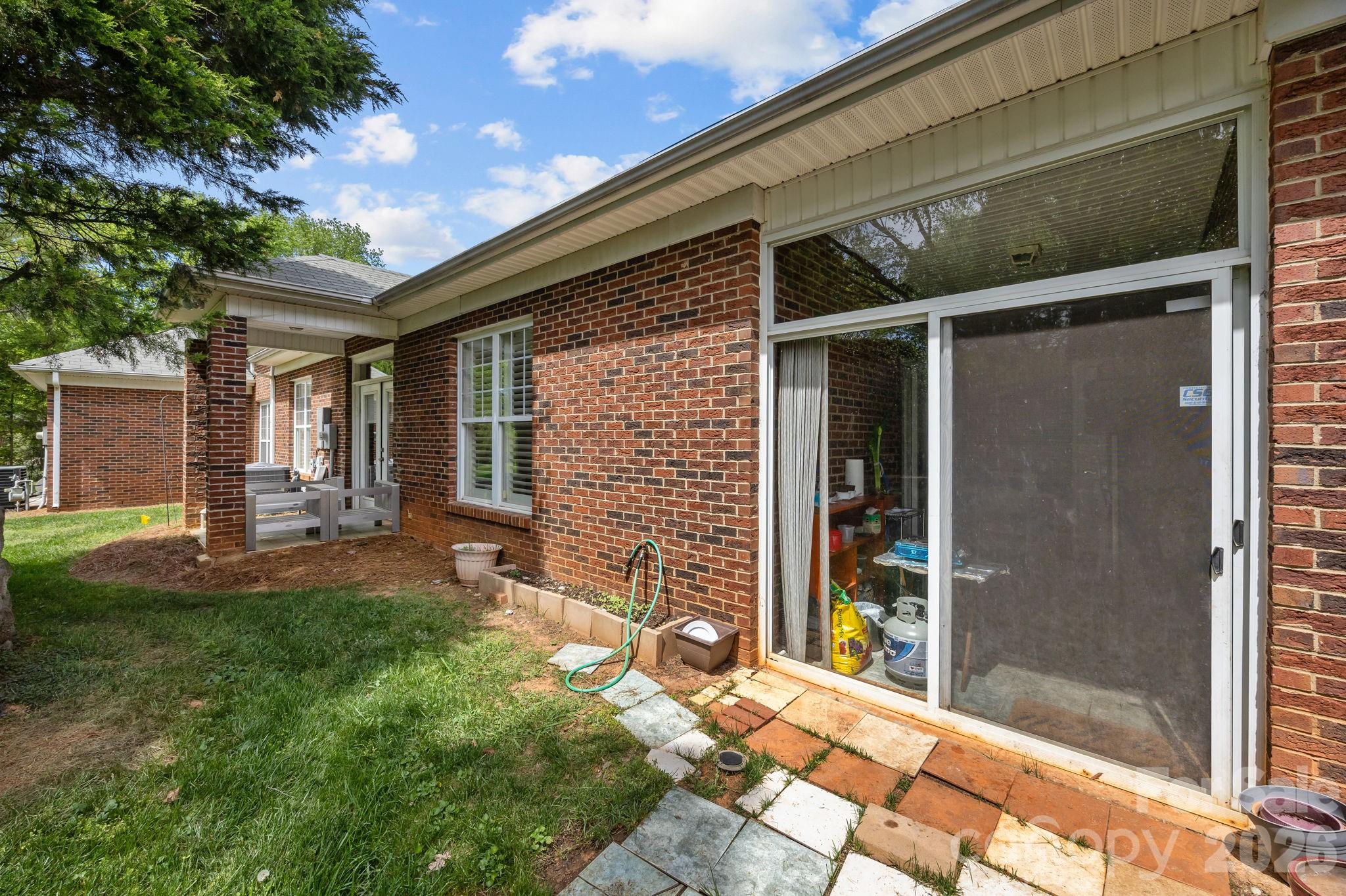 13323 Mint Lake Drive — Matthews