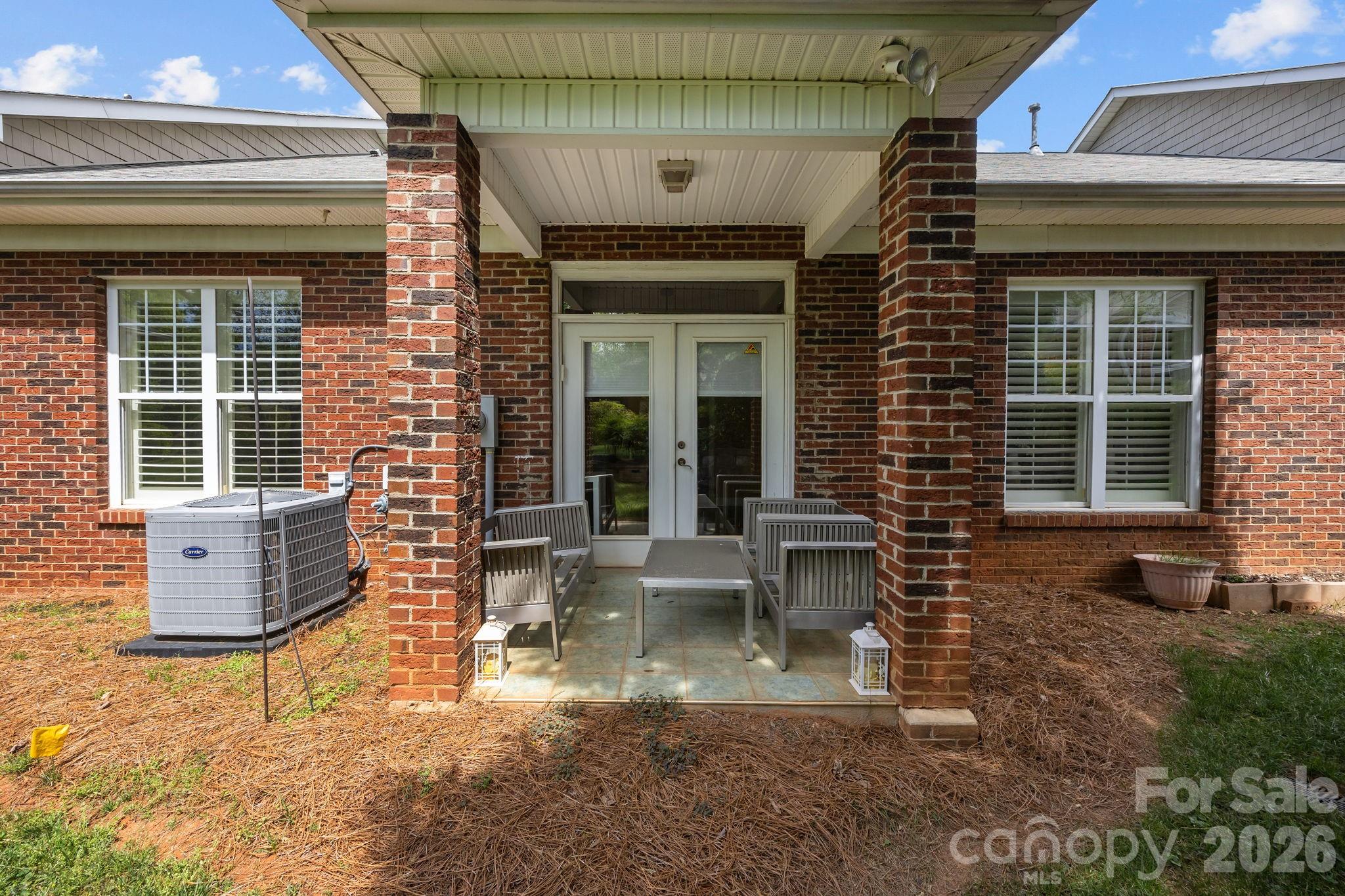 13323 Mint Lake Drive — Matthews