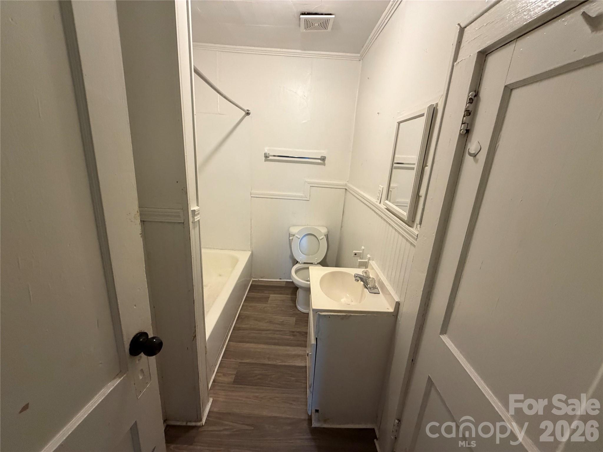 1002 N Salisbury Avenue — Spencer