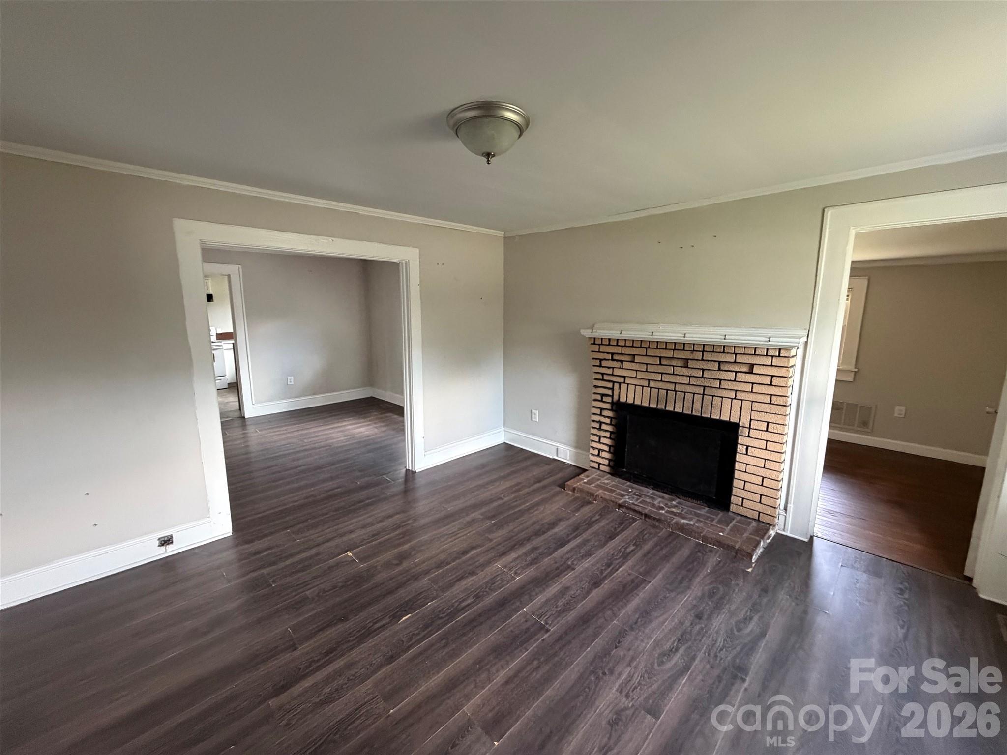 1002 N Salisbury Avenue — Spencer