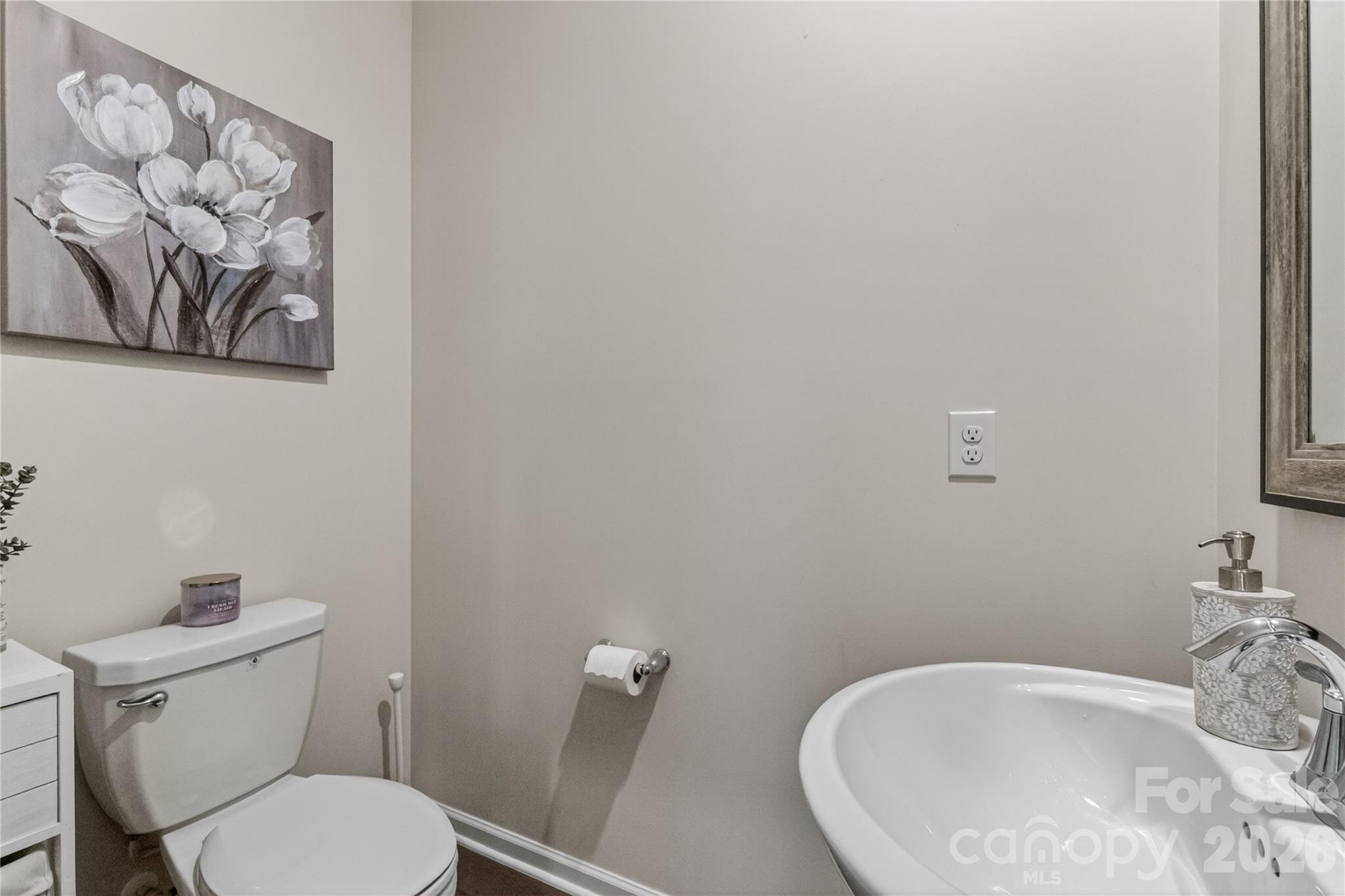330 Kennerly Center Drive — Mooresville