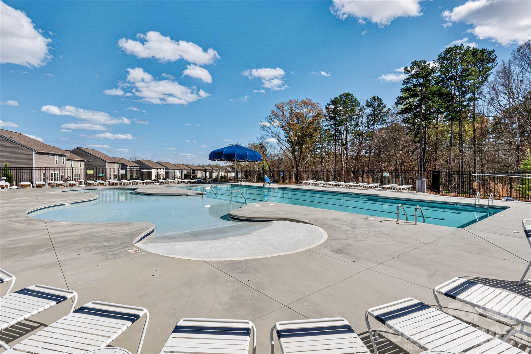 330 Kennerly Center Drive — Mooresville