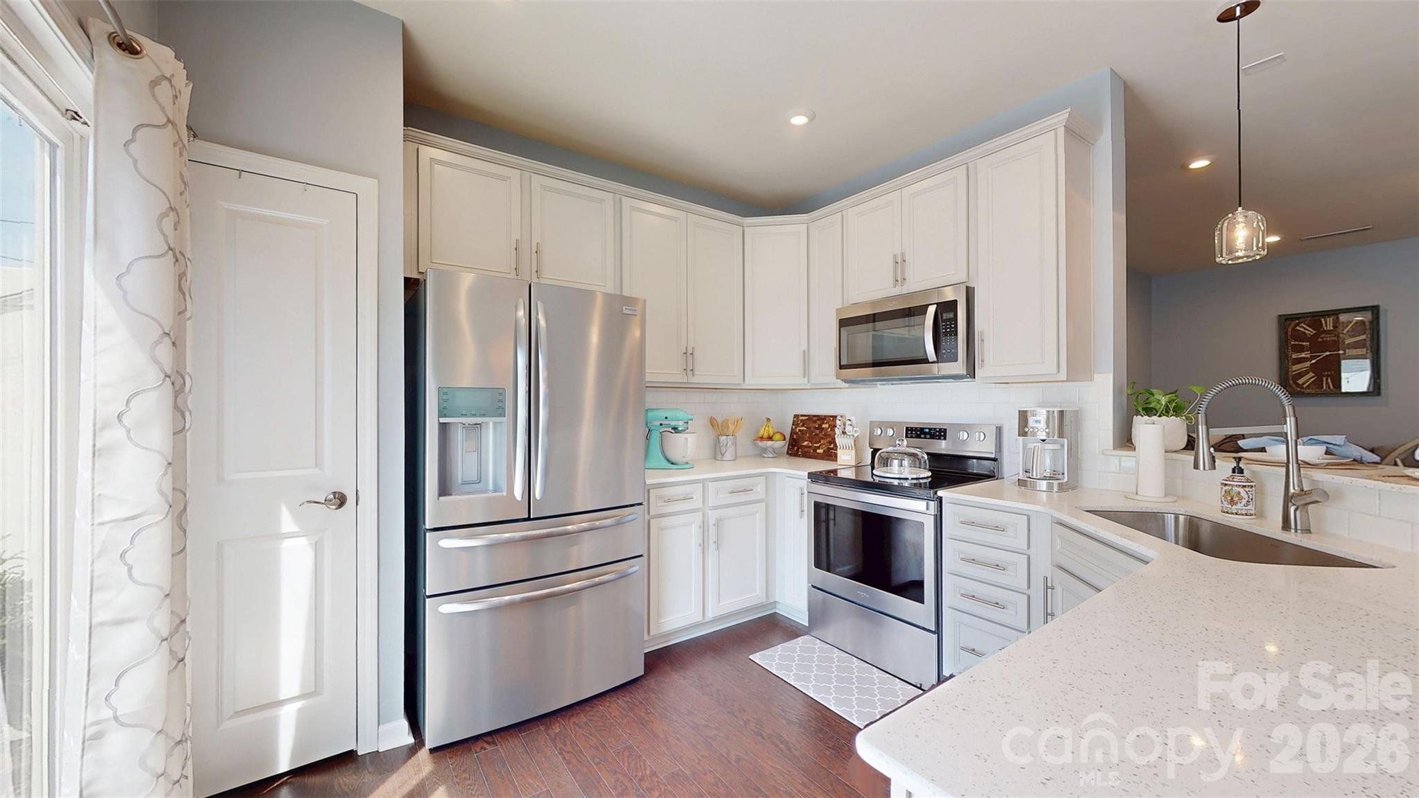 827 Canoe Song Road — Fort Mill