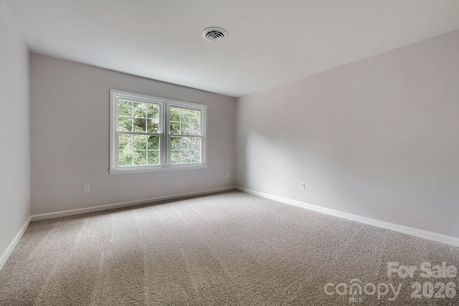 1628 Bonnie Lane — Charlotte
