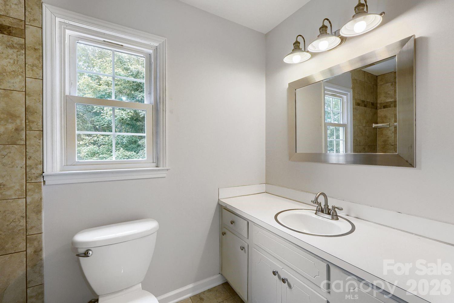 1628 Bonnie Lane — Charlotte