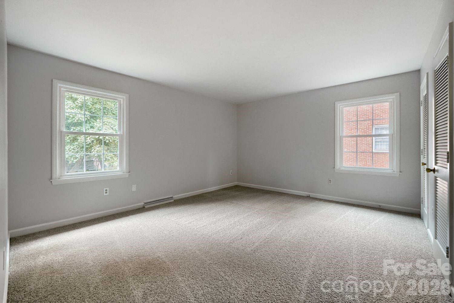 1628 Bonnie Lane — Charlotte