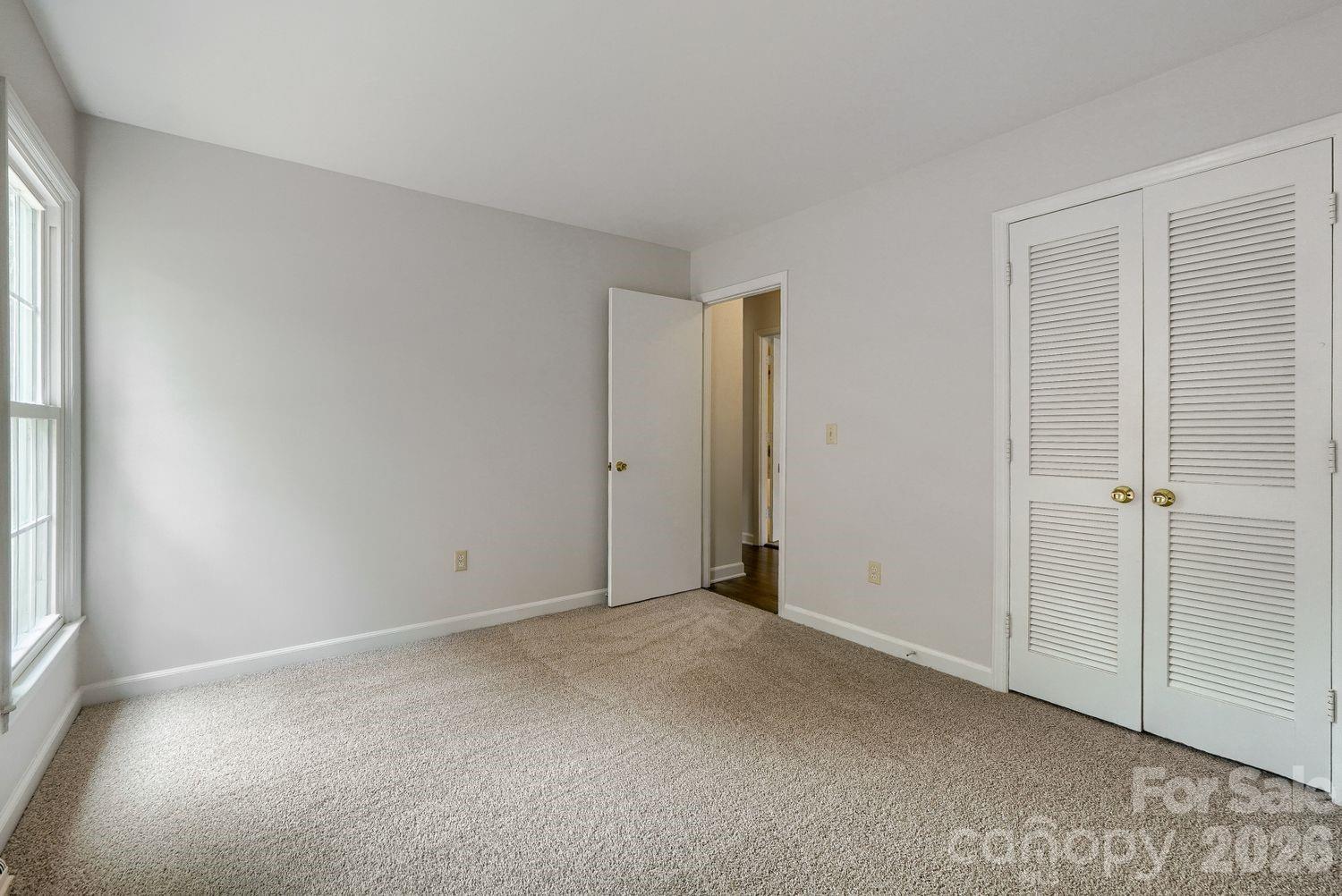1628 Bonnie Lane — Charlotte