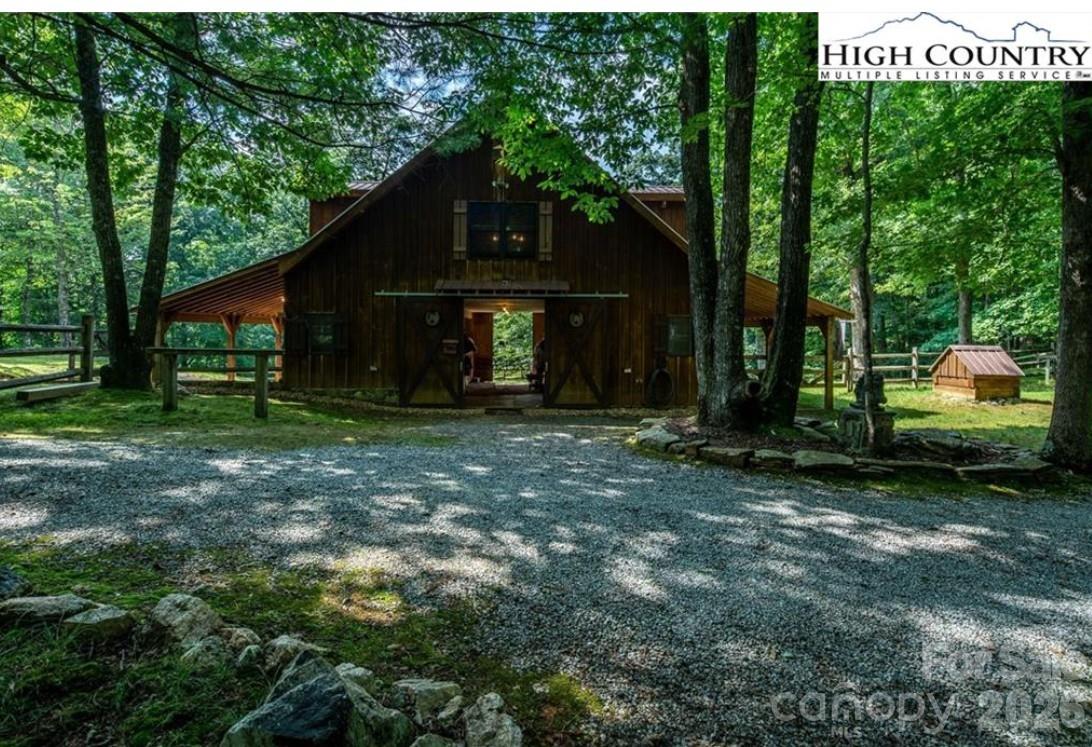 130 Hawkbill Road — Ferguson