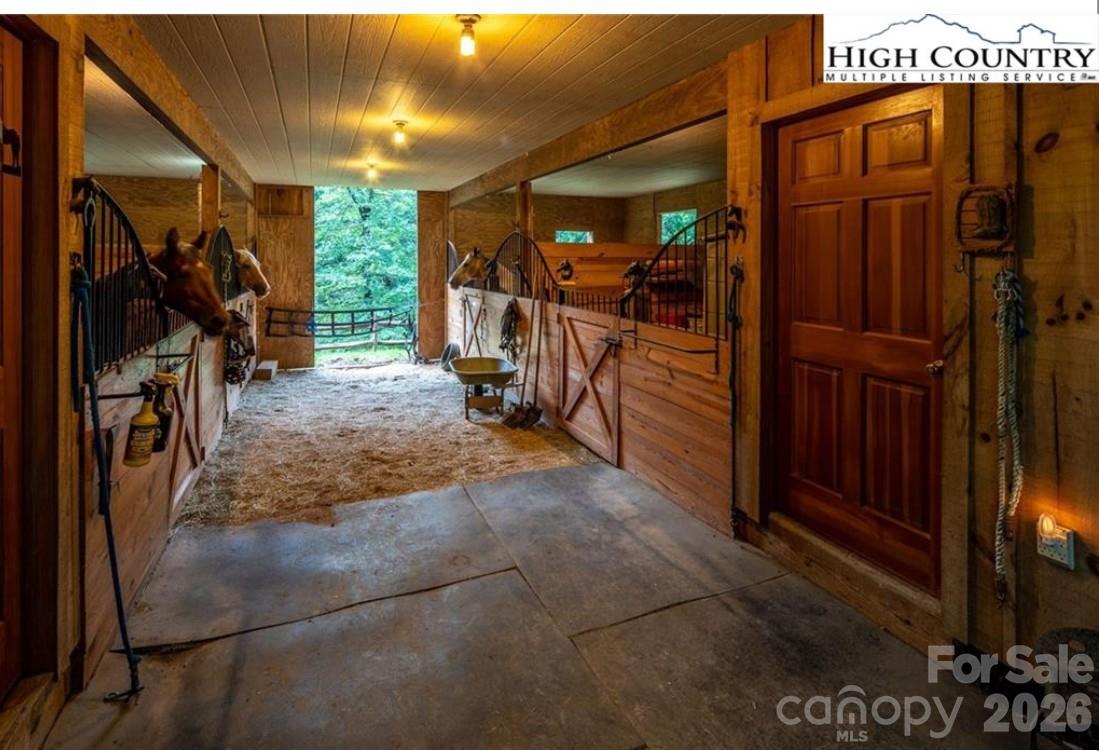 130 Hawkbill Road — Ferguson