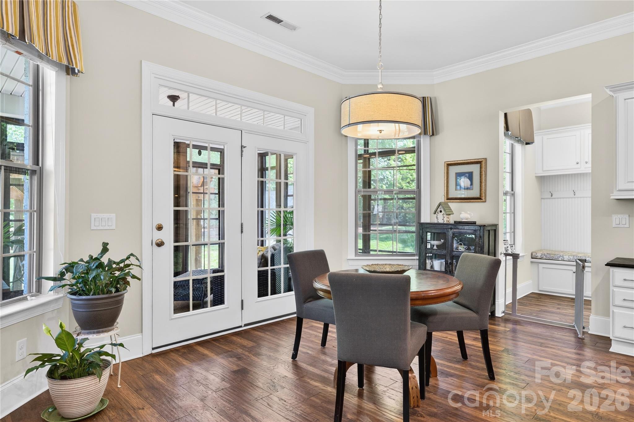 334 Kemp Road — Mooresville