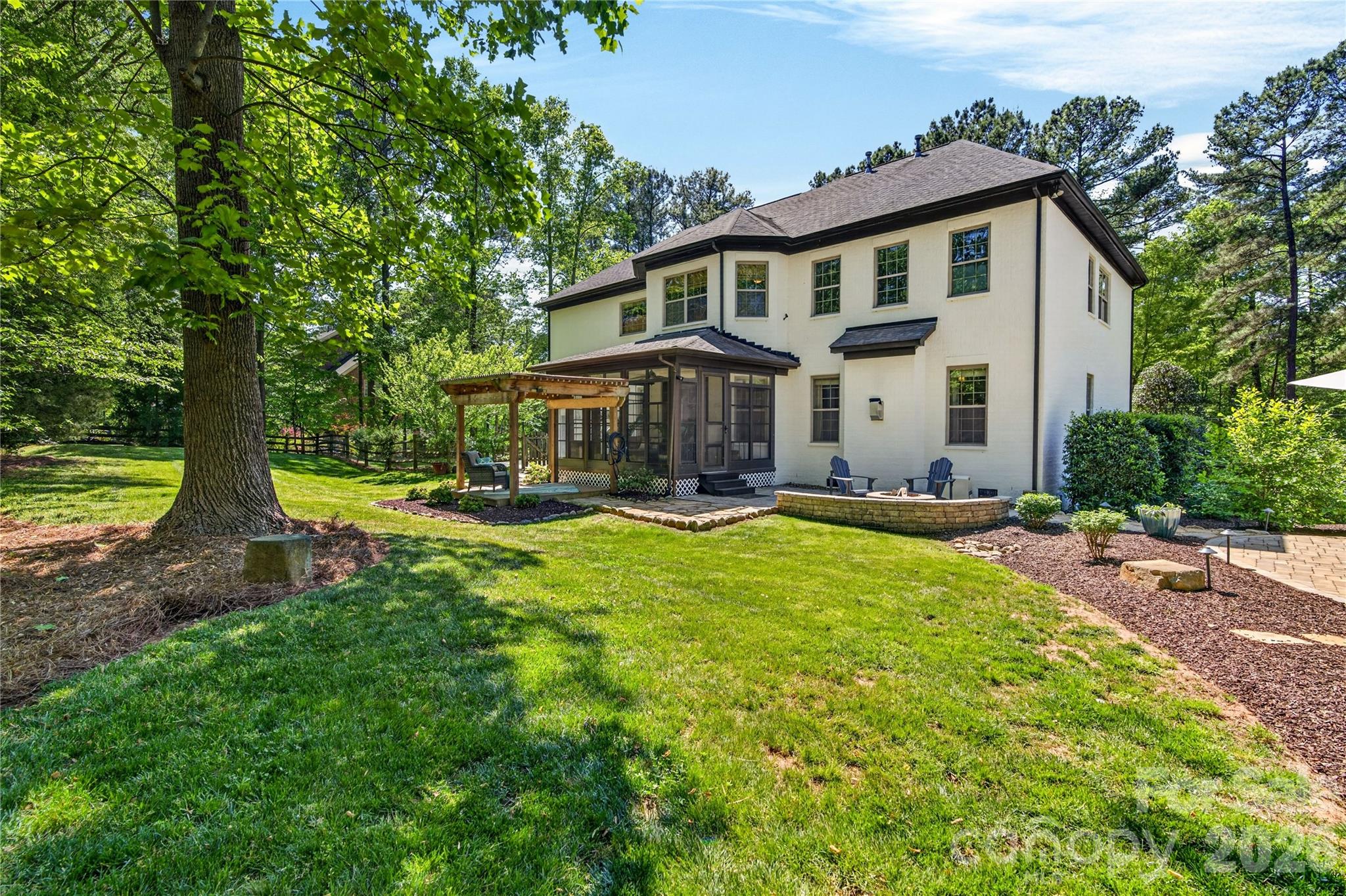 334 Kemp Road — Mooresville