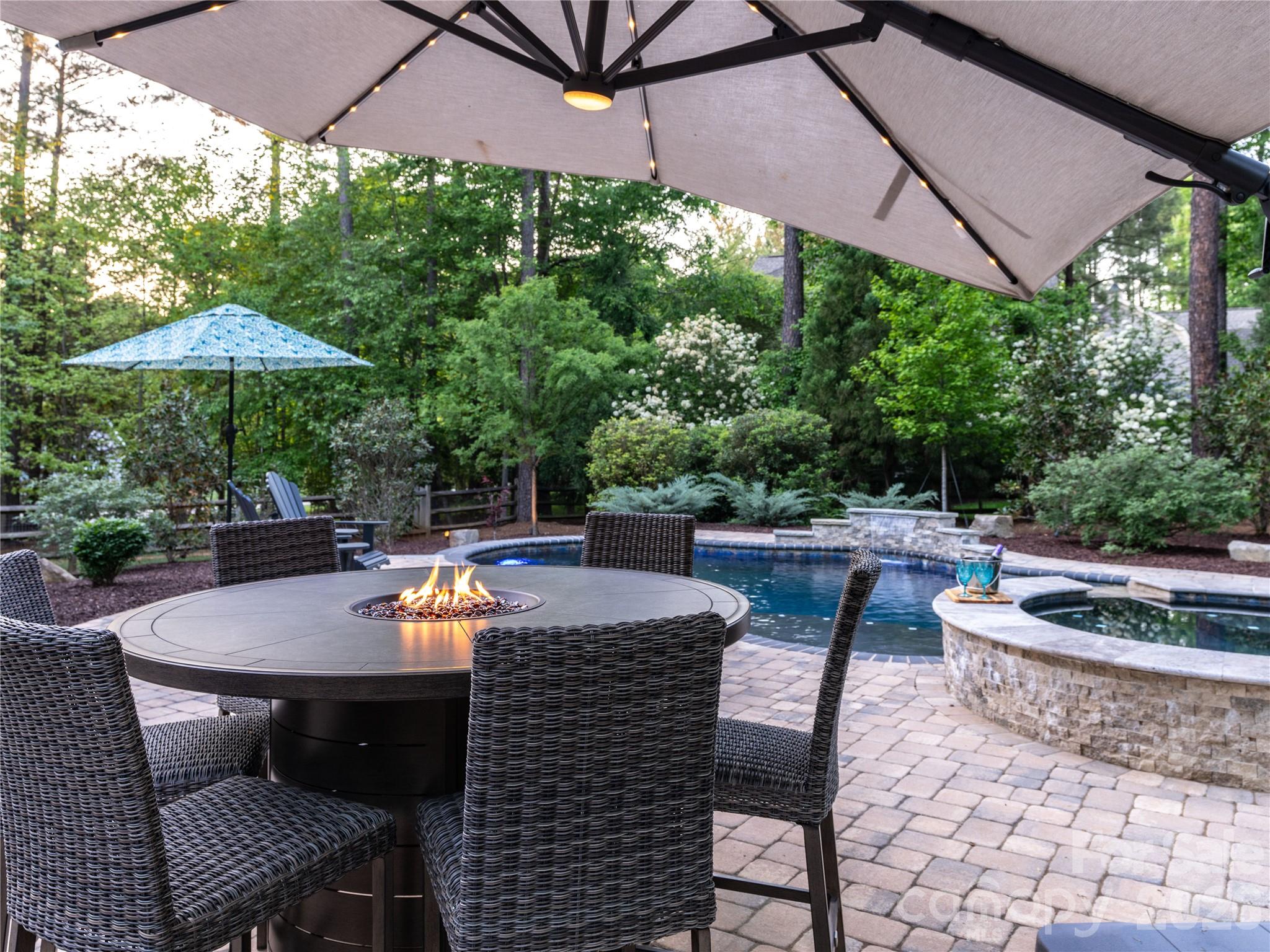 334 Kemp Road — Mooresville
