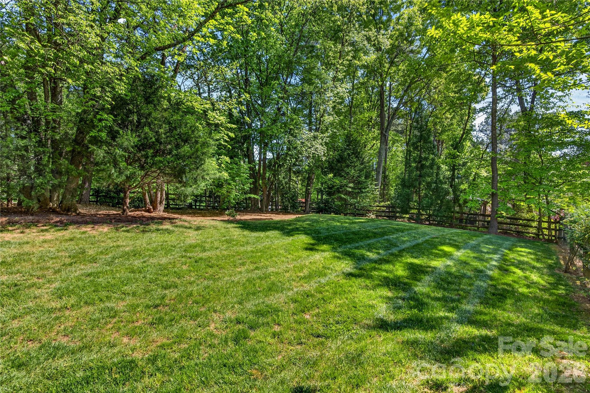 334 Kemp Road — Mooresville