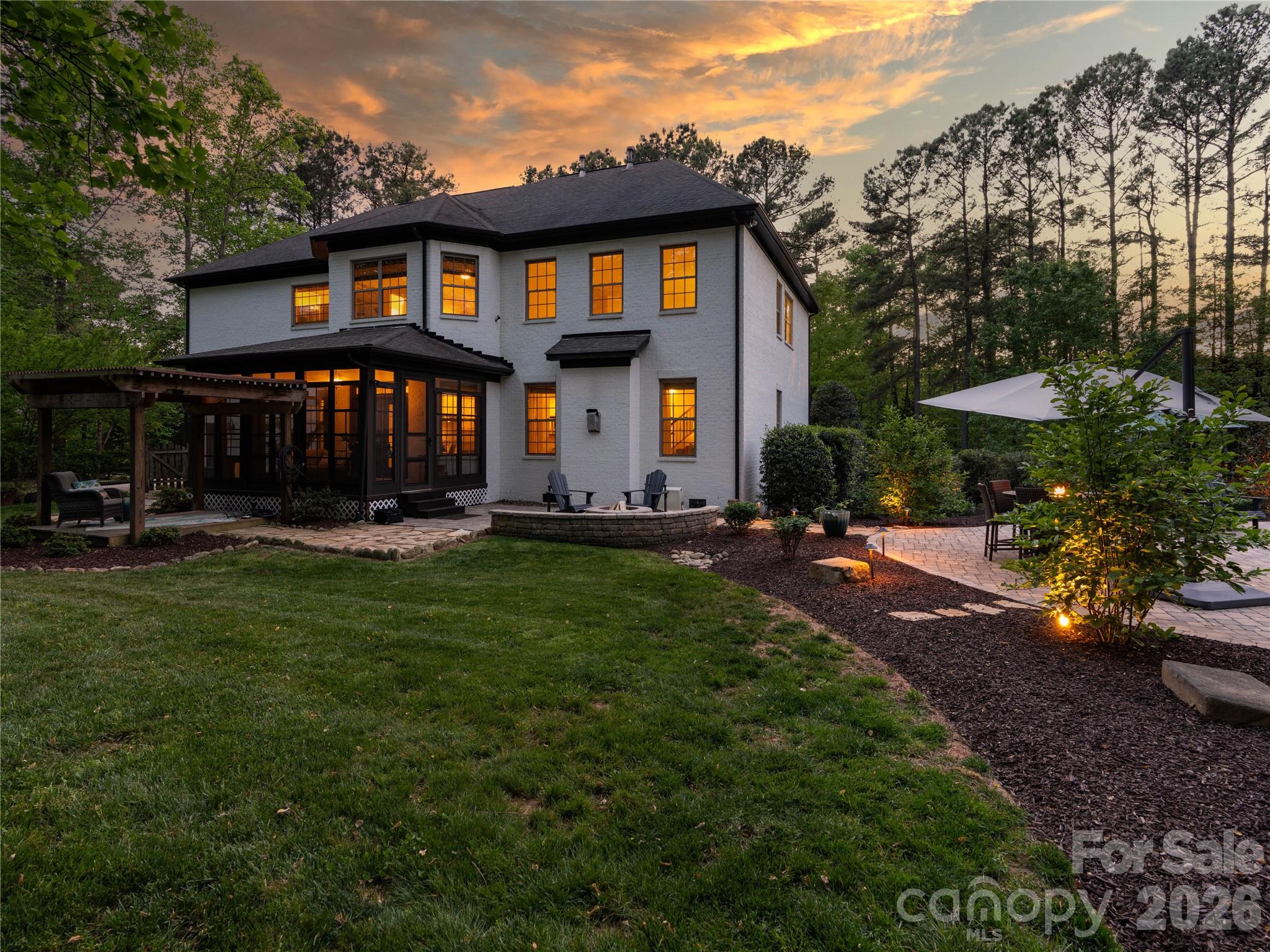 334 Kemp Road — Mooresville