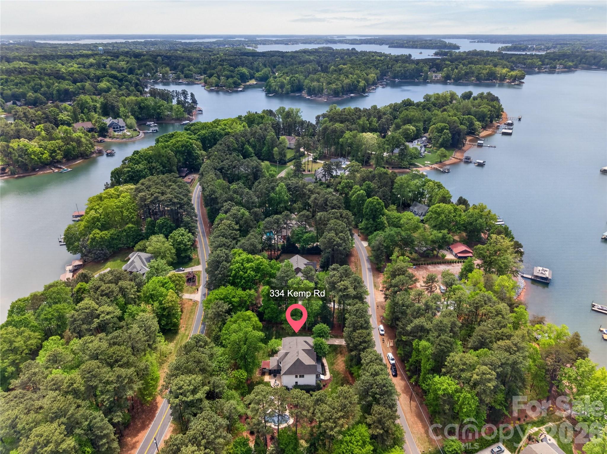 334 Kemp Road — Mooresville